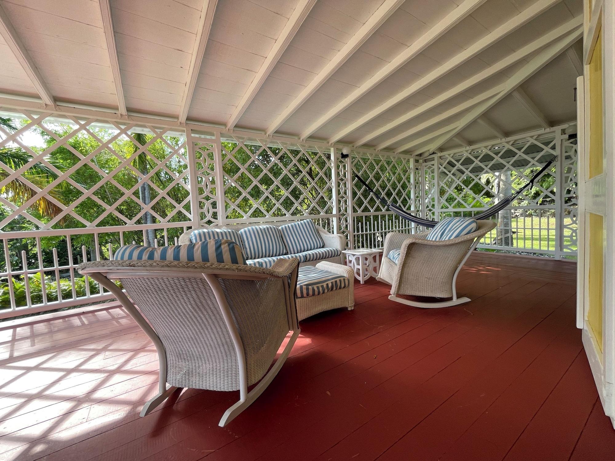 Hermitage Nevis by null