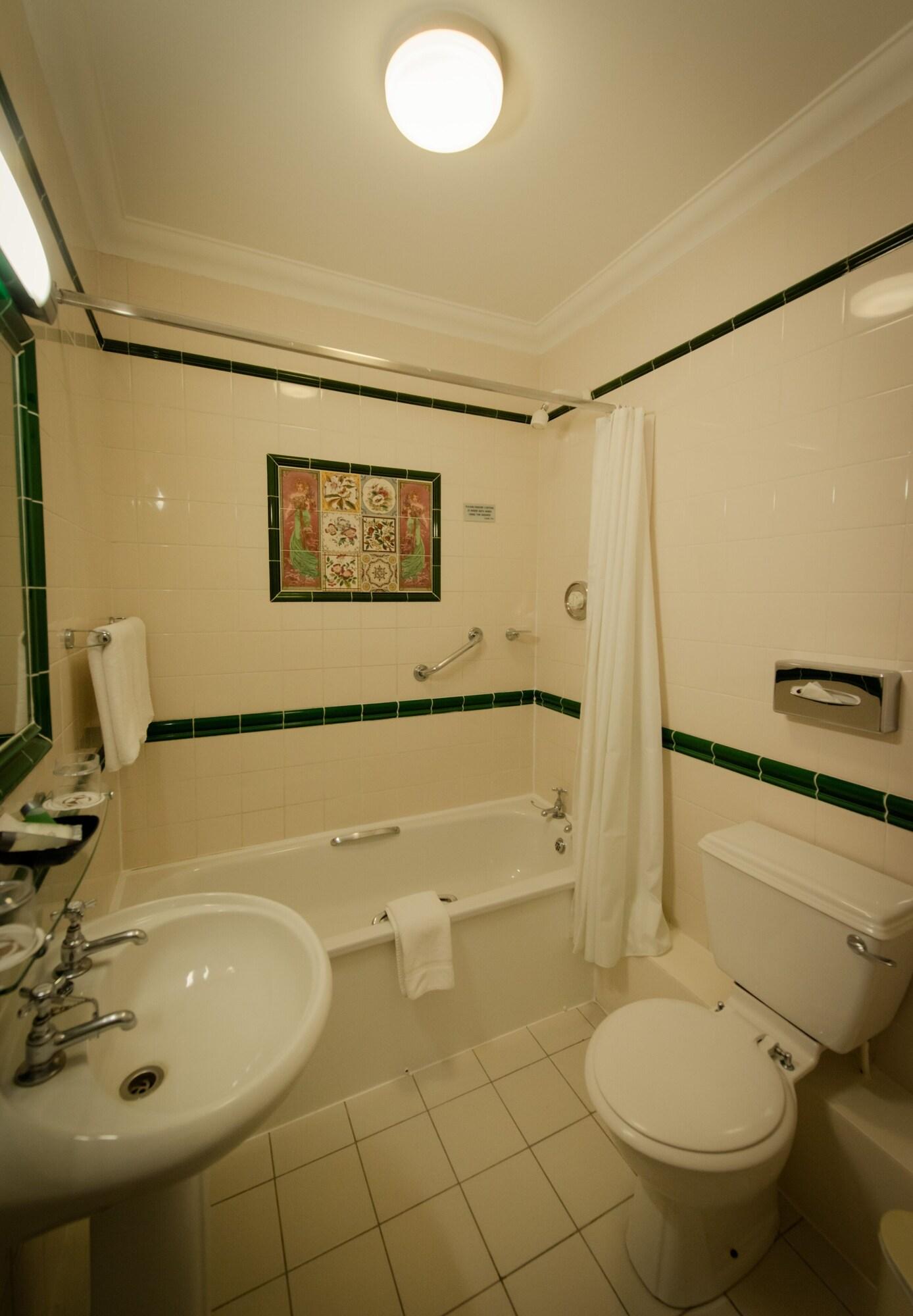Glenroyal Hotel & Leisure Club