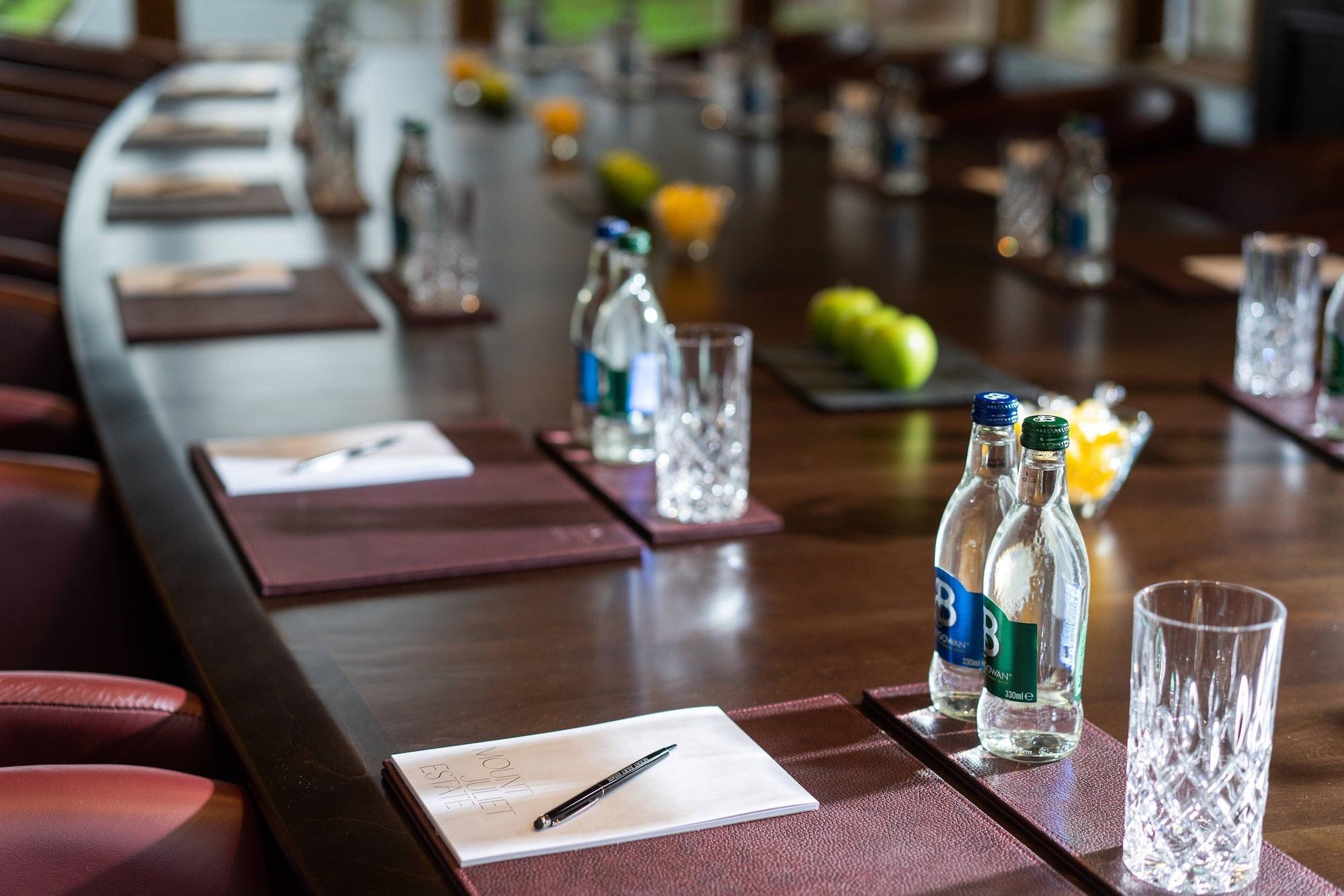 Mount Juliet Estate, Autograph Collection by null