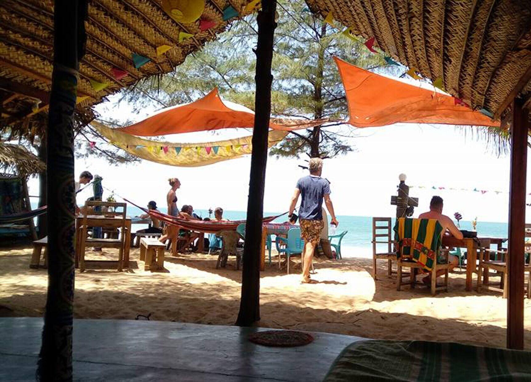 Beach Wave Hotel