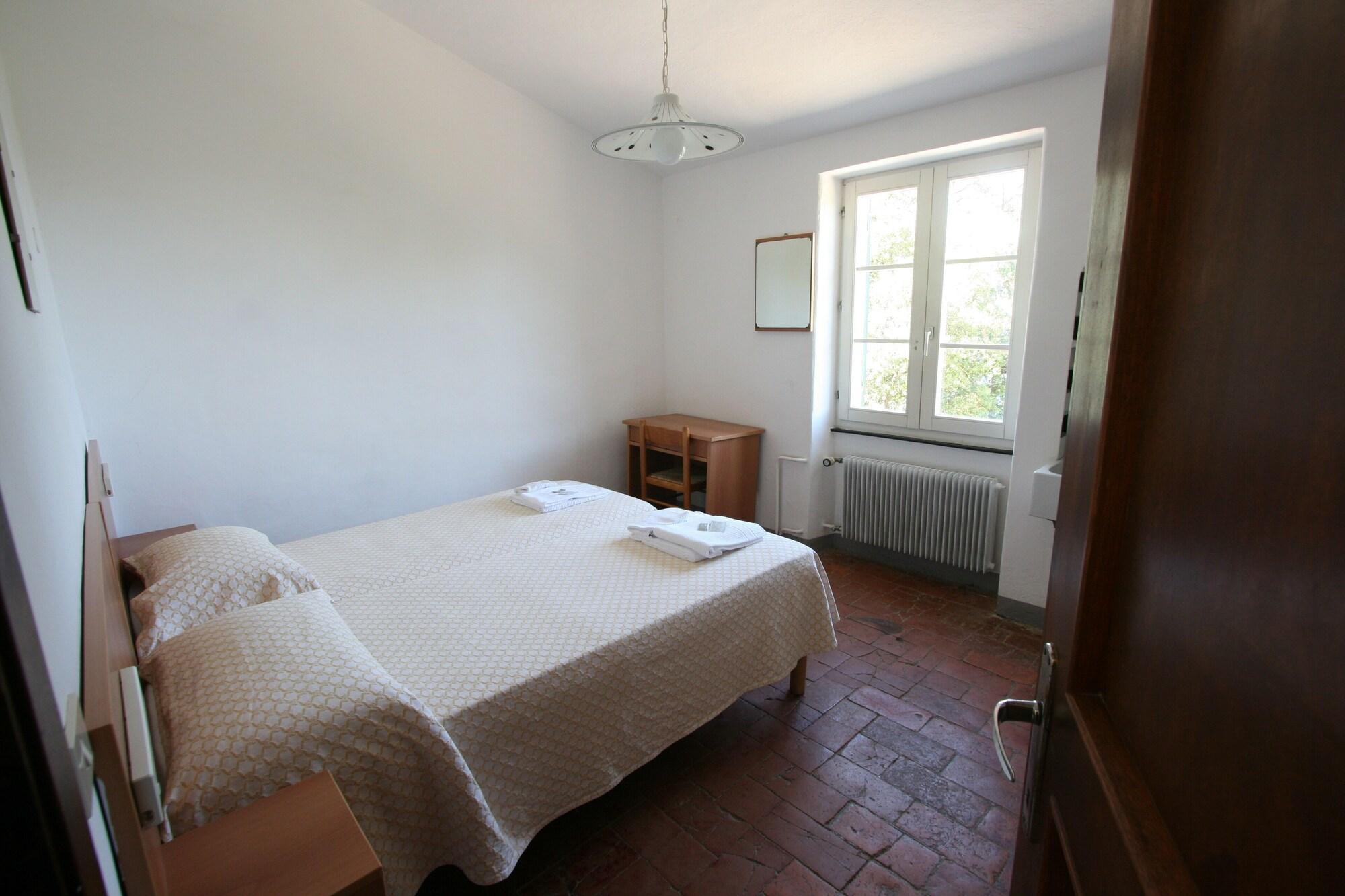 Santuario Nostra Signora di Soviore -  Casa per Fe