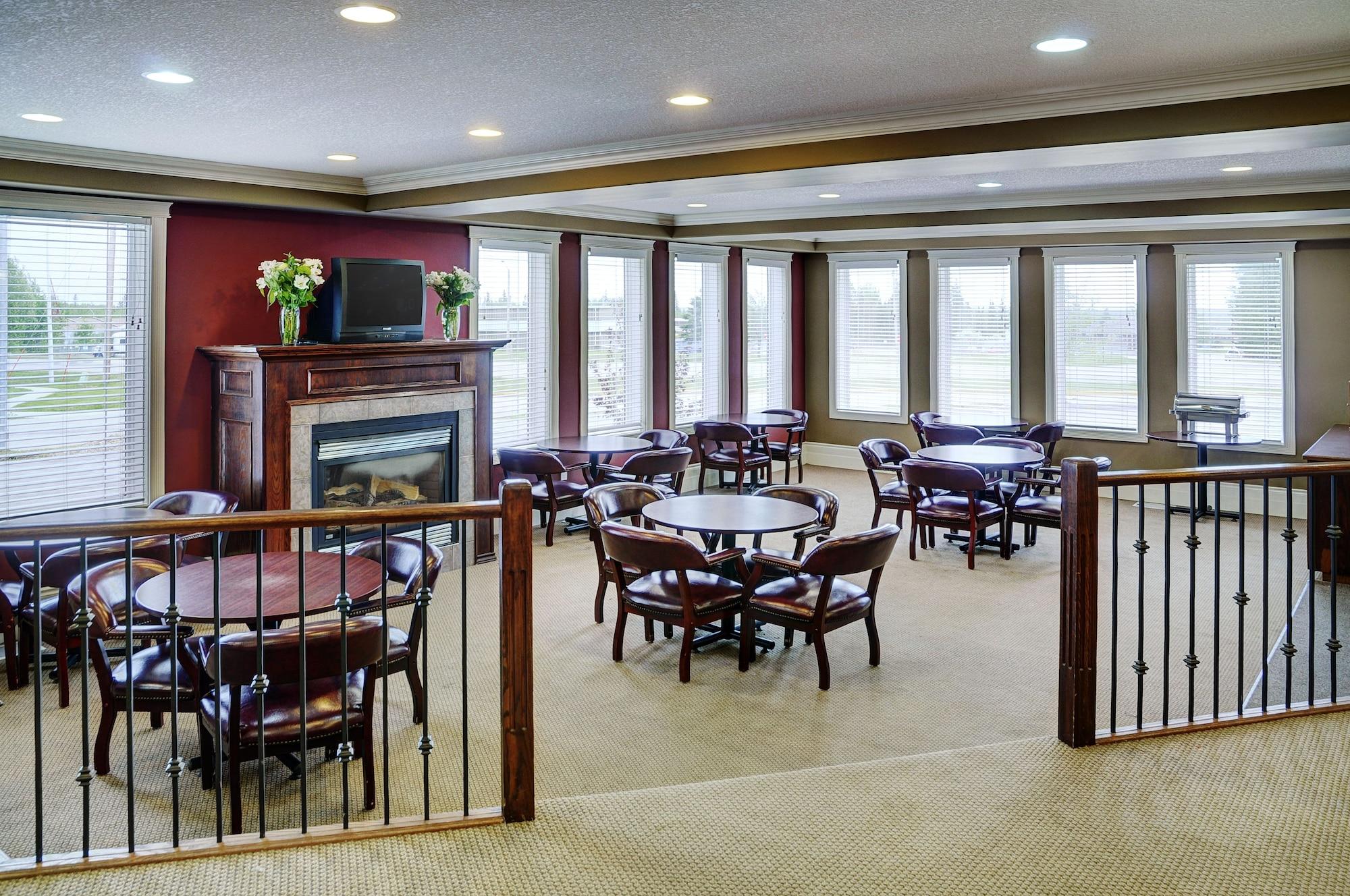 Lakeview Inns & Suites - Edson Airport