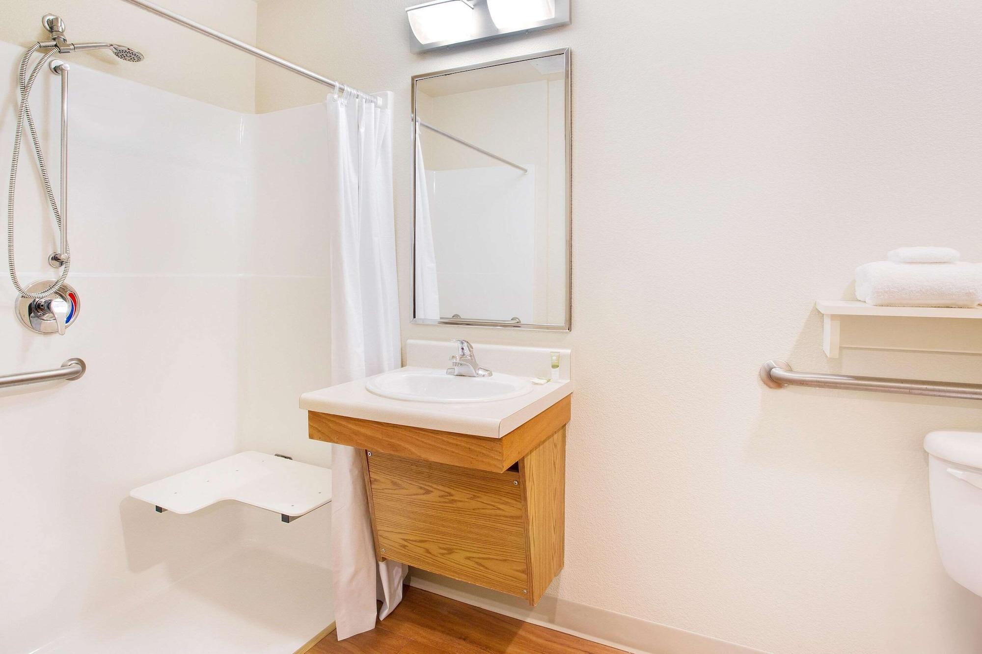 Woodspring Suites Birmingham Bessemer