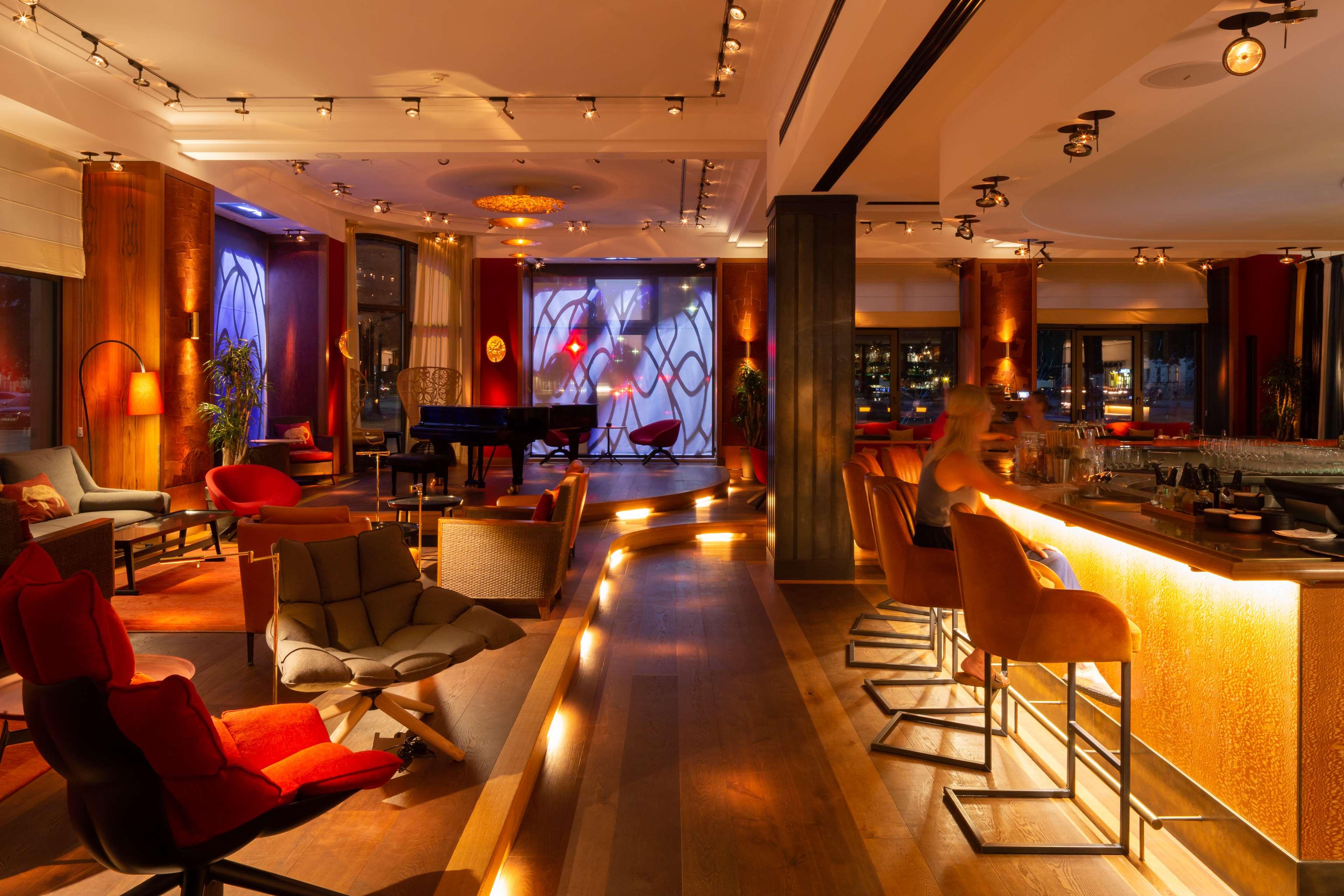 Orania.Restaurant & Orania.Bar by null