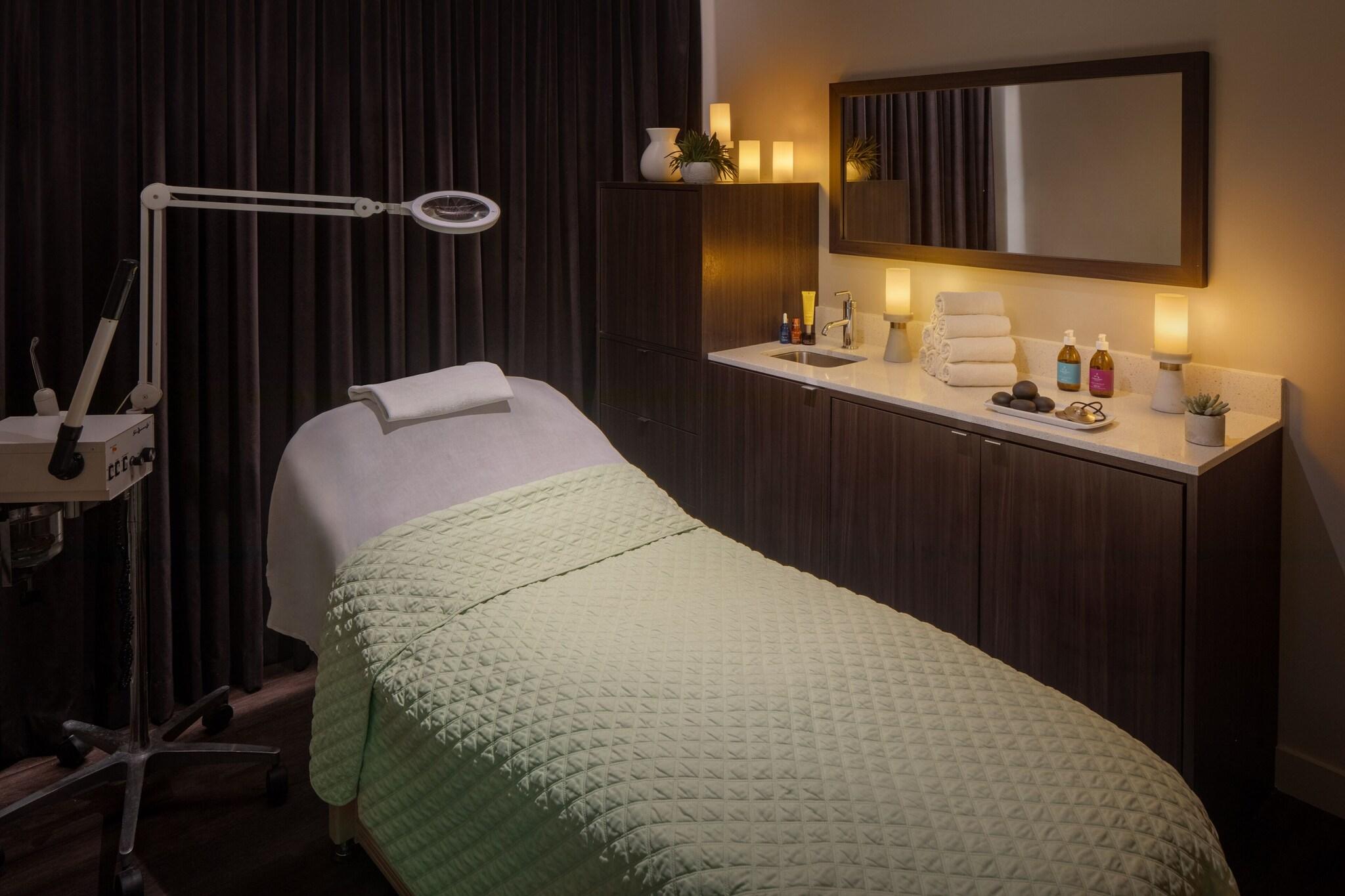 The Hotel at The University of Maryland by null