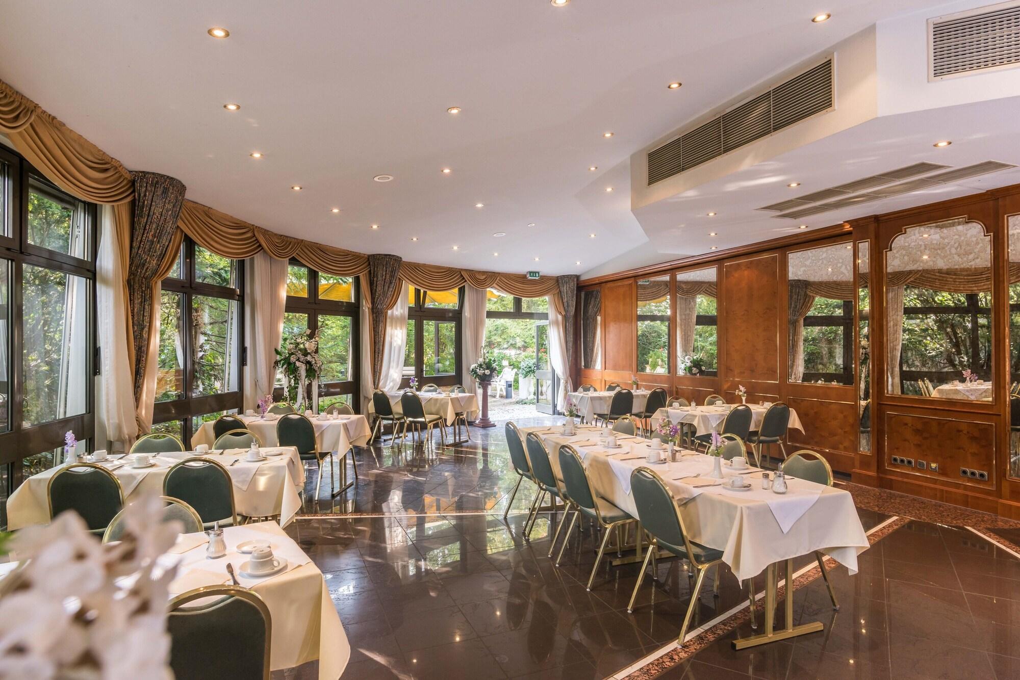 Hotel am Schlosspark &  Gasthof Neuwirt