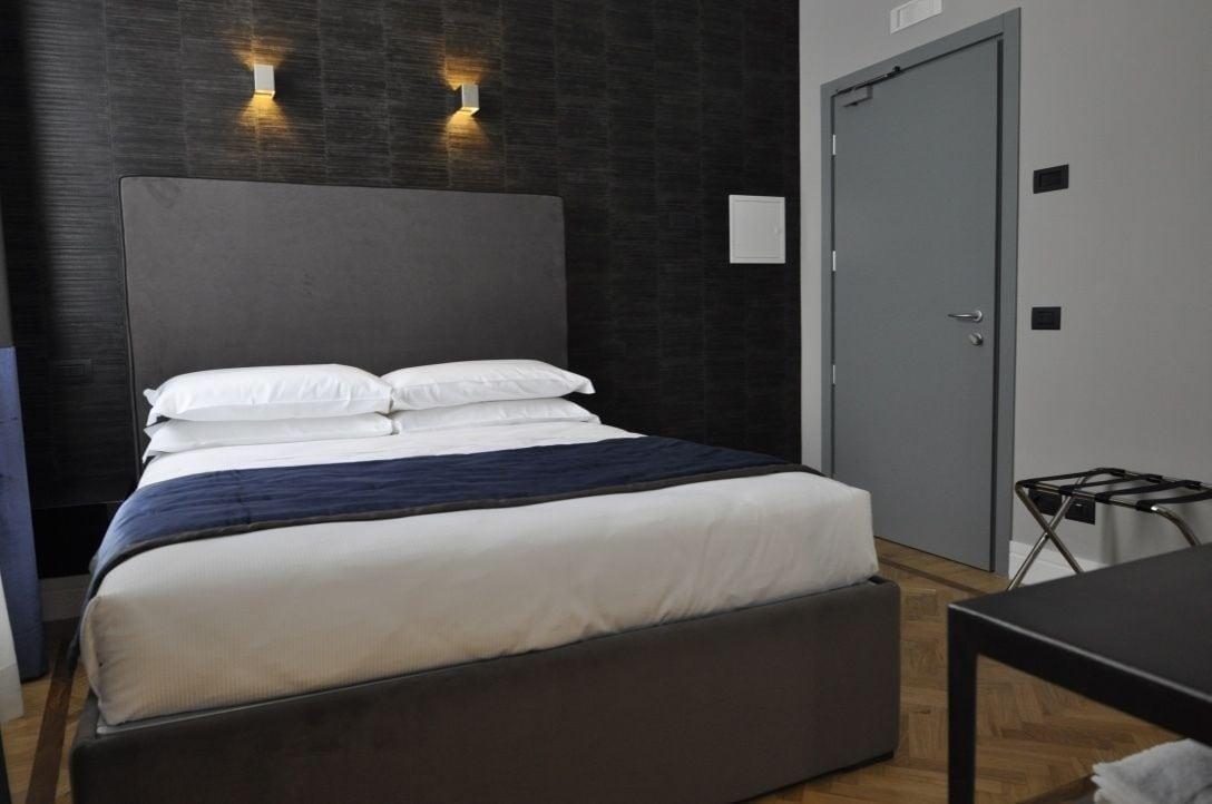 Place 24 Suites & Wellness