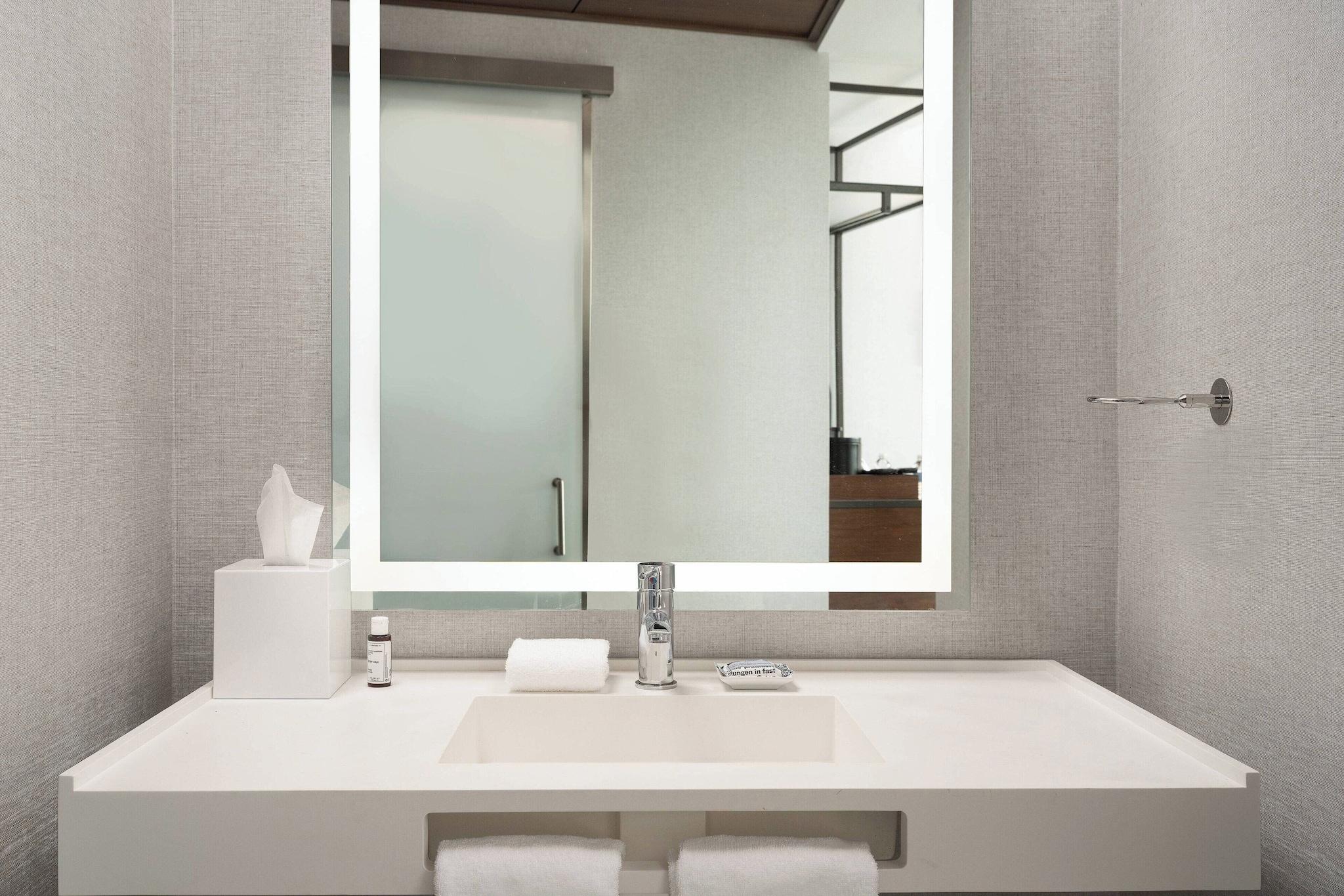 AC Hotel Austin-university