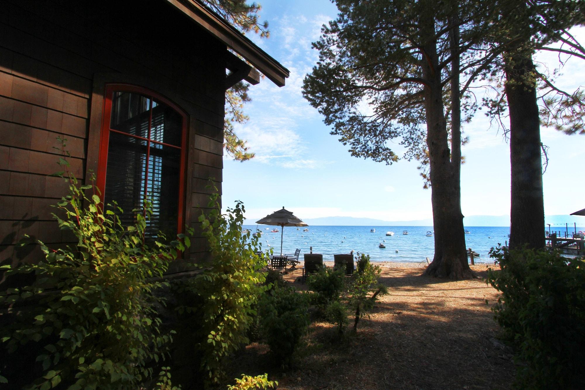 West Shore Cafe and Inn by null