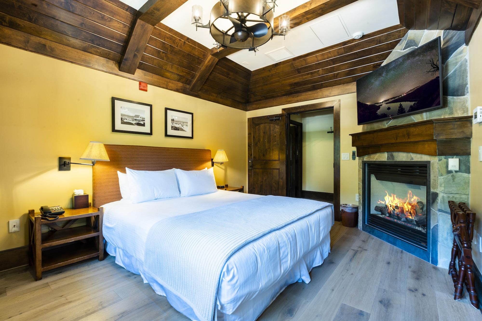 West Shore Cafe and Inn by null