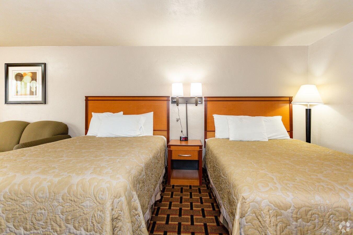 Anchor Bay Inn by null