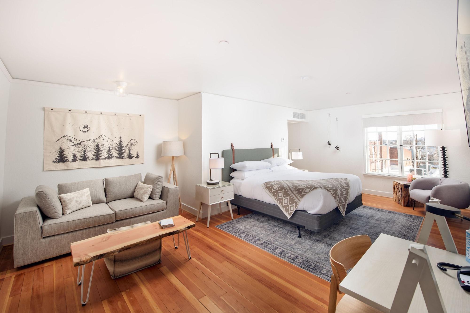 SCP Redmond Hotel by null