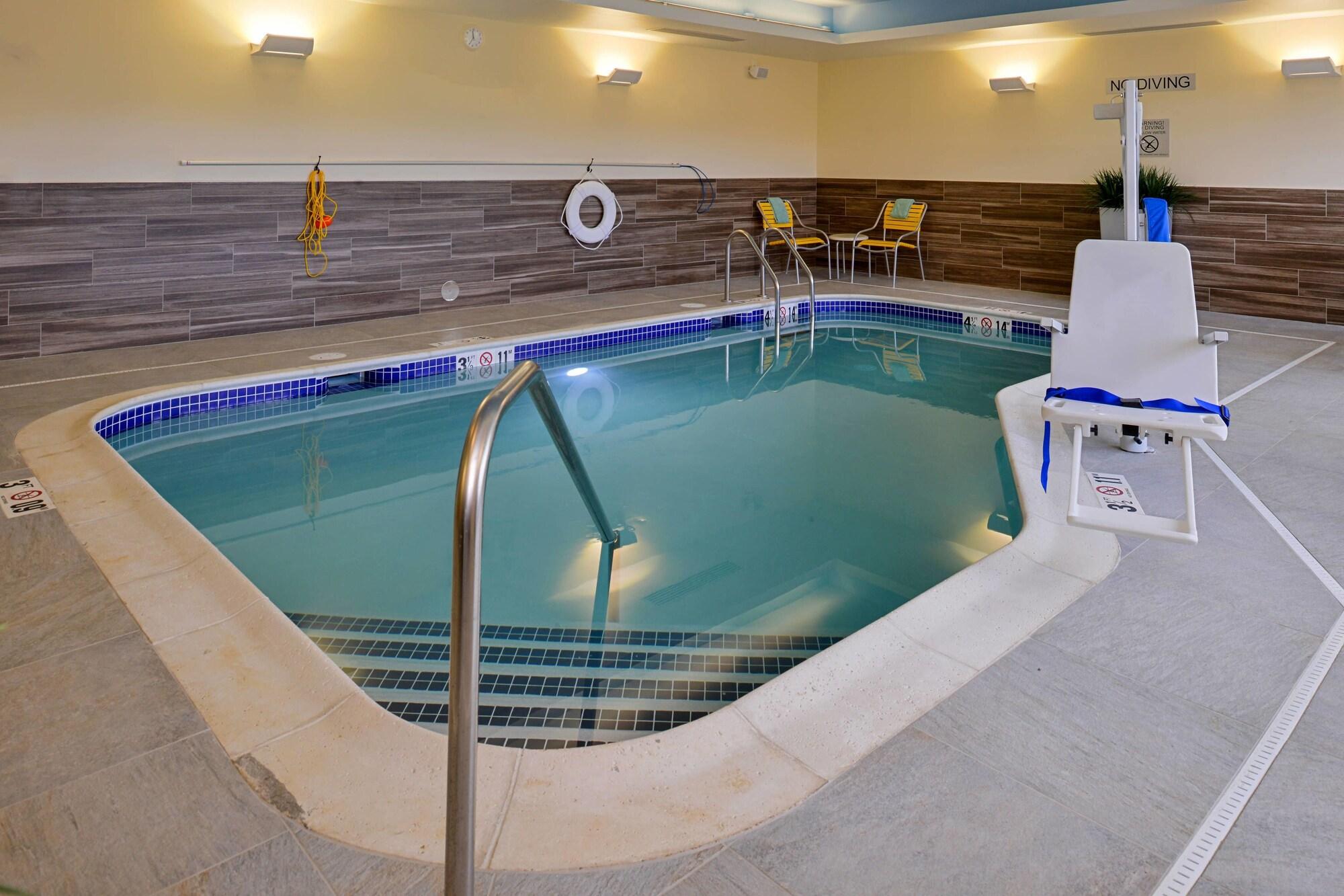 Fairfield by Marriott Inn & Suites Plymouth White 
