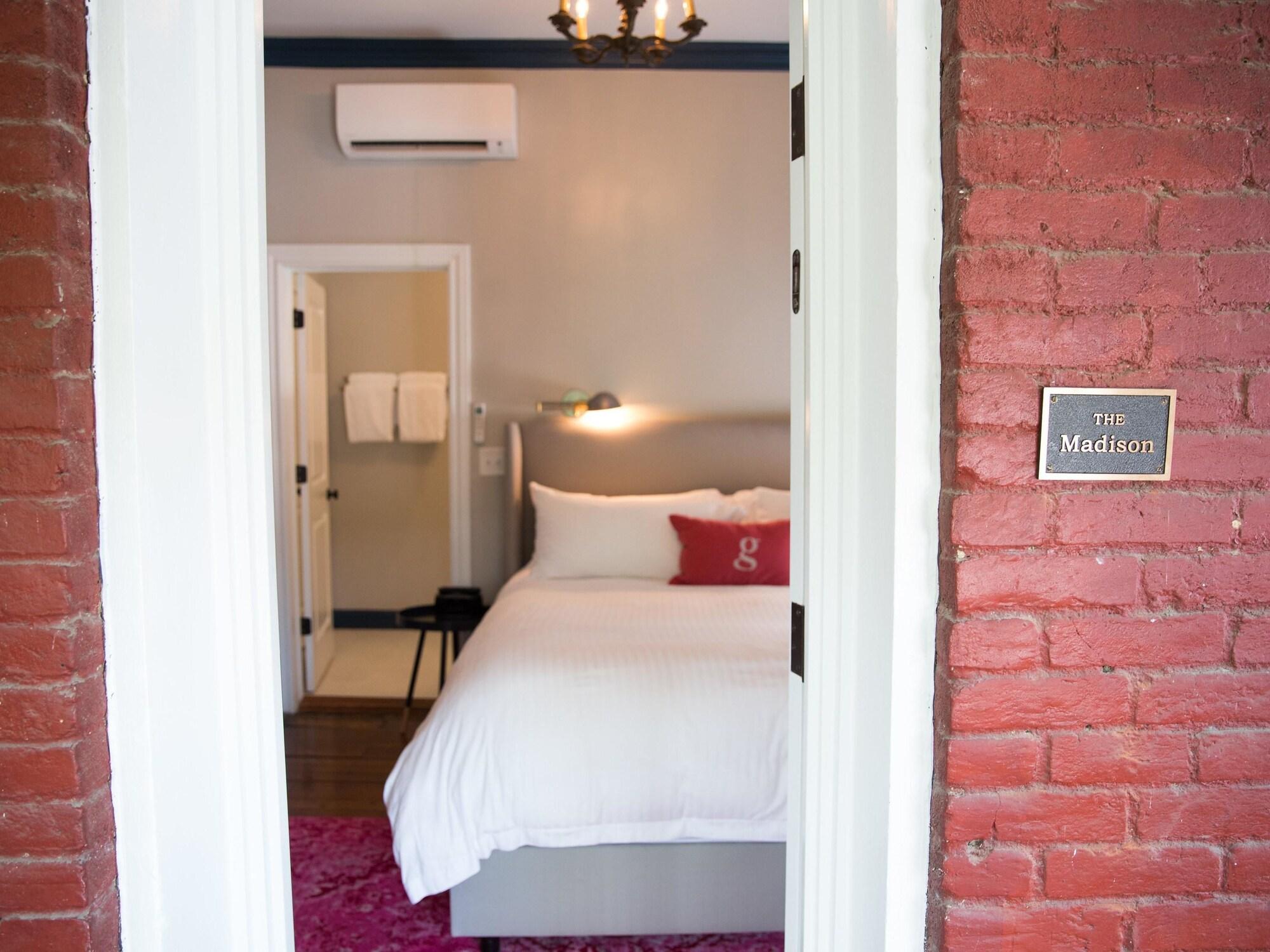 Germantown Inn by null