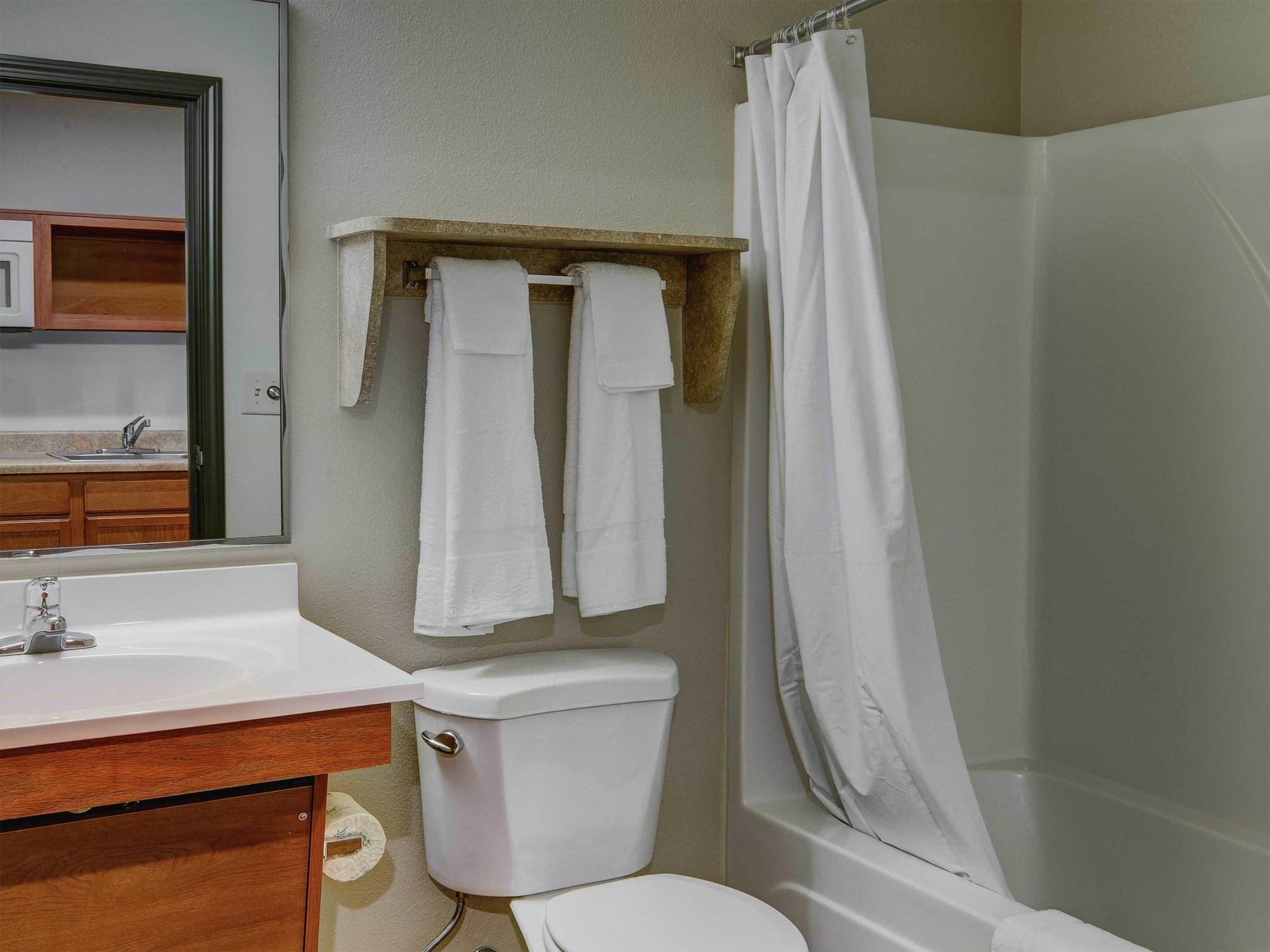 Woodspring Suites Chicago Darien