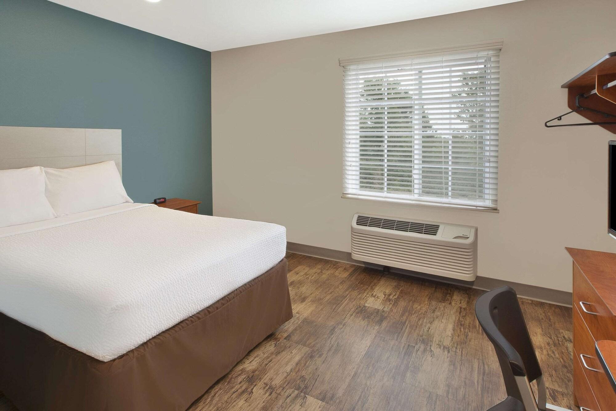 WoodSpring Suites St. Louis St. Charles
