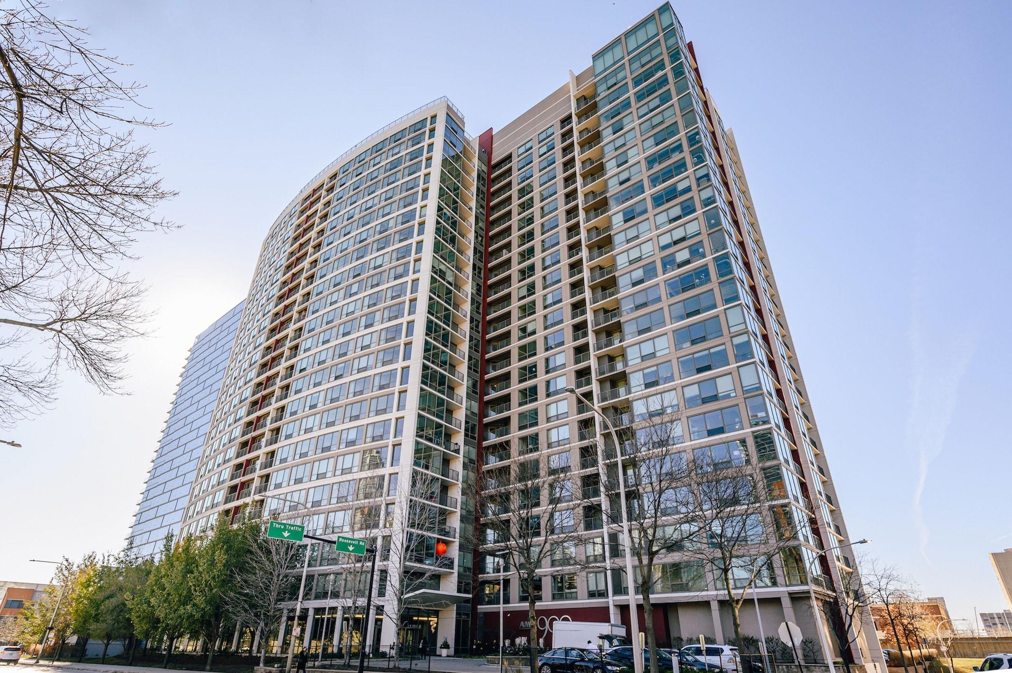 Kasa Chicago South Loop Apartments
