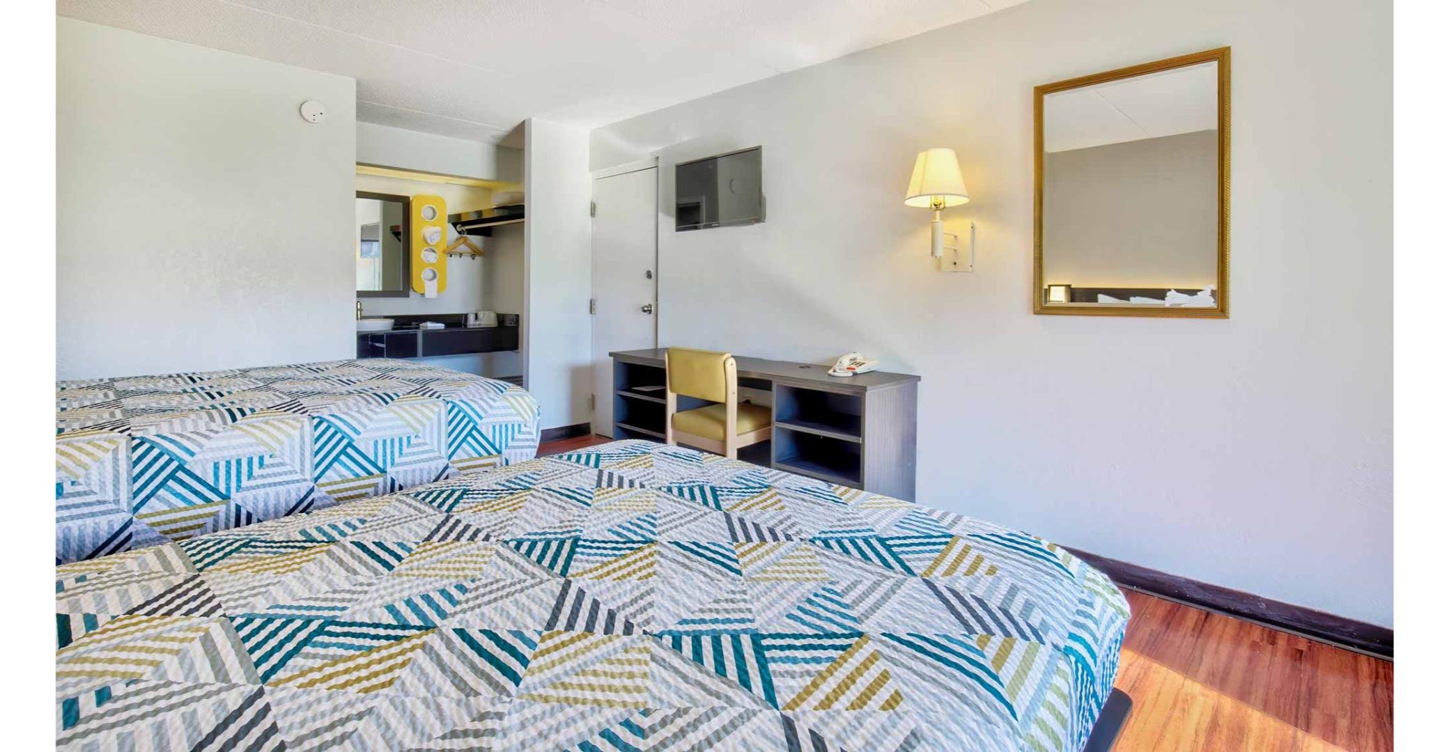 Quad room