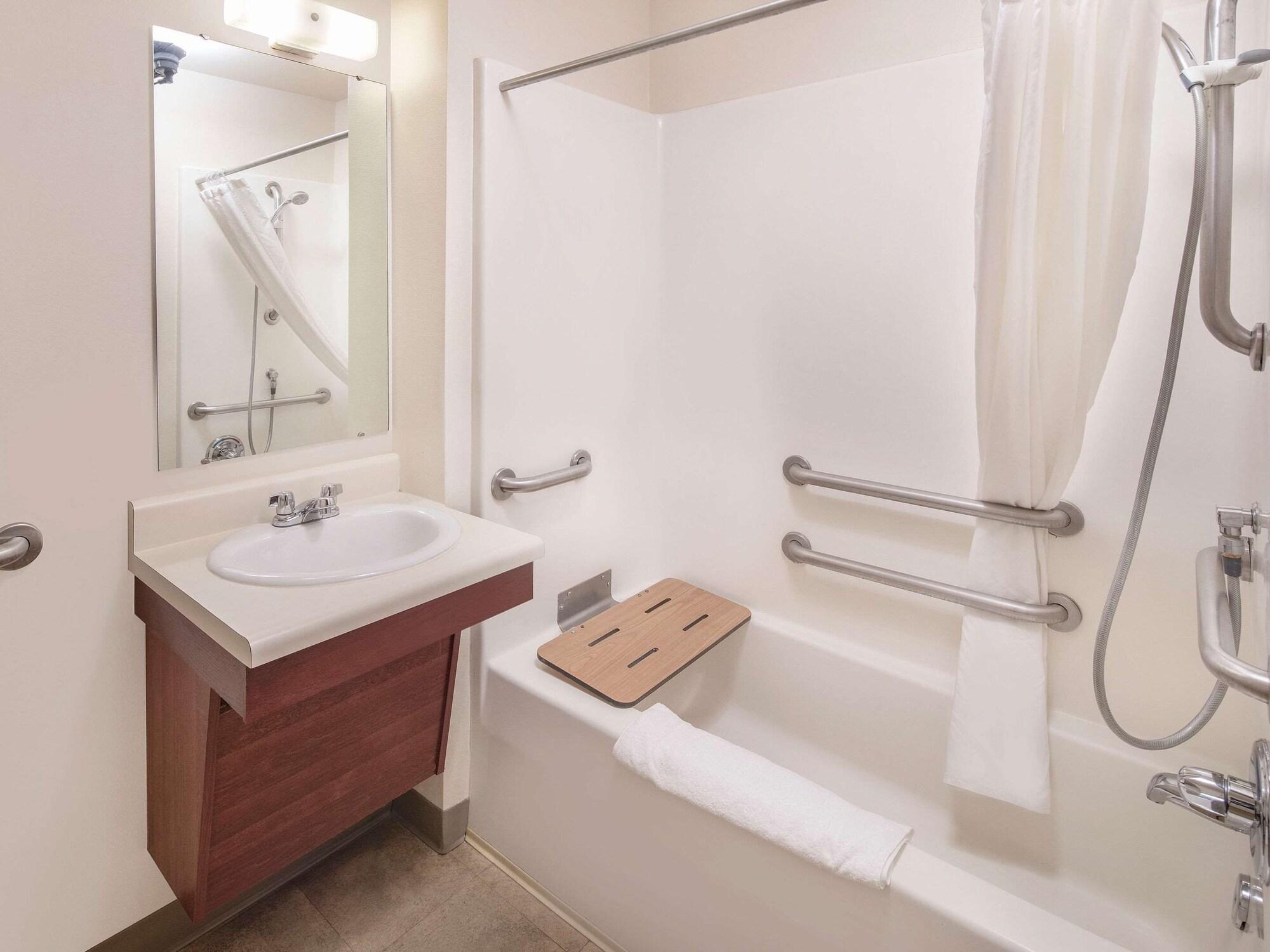 Woodspring Suites Louisville Clarksville