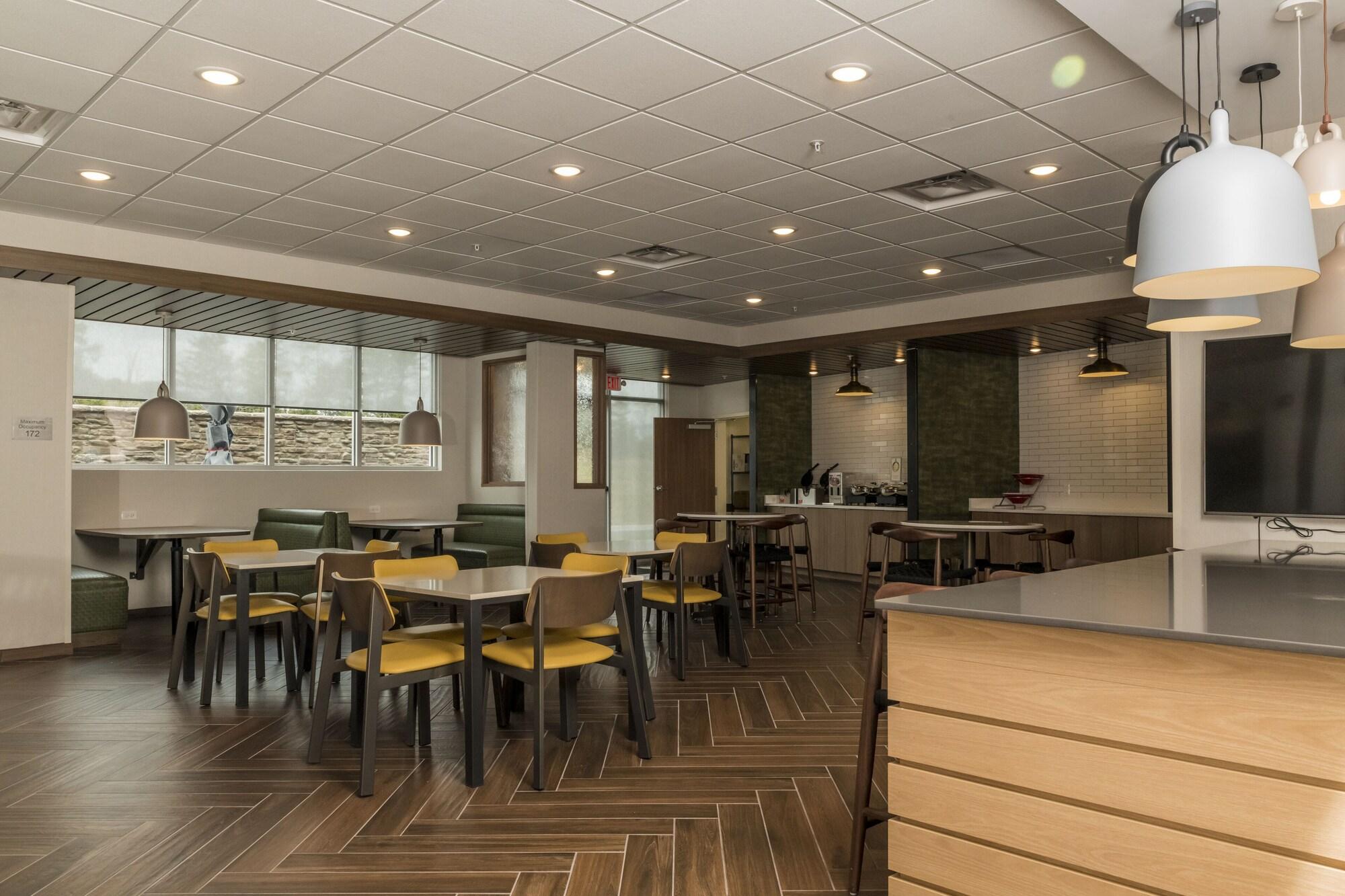 Fairfield Inn & Suites by Marriott Louisville New 