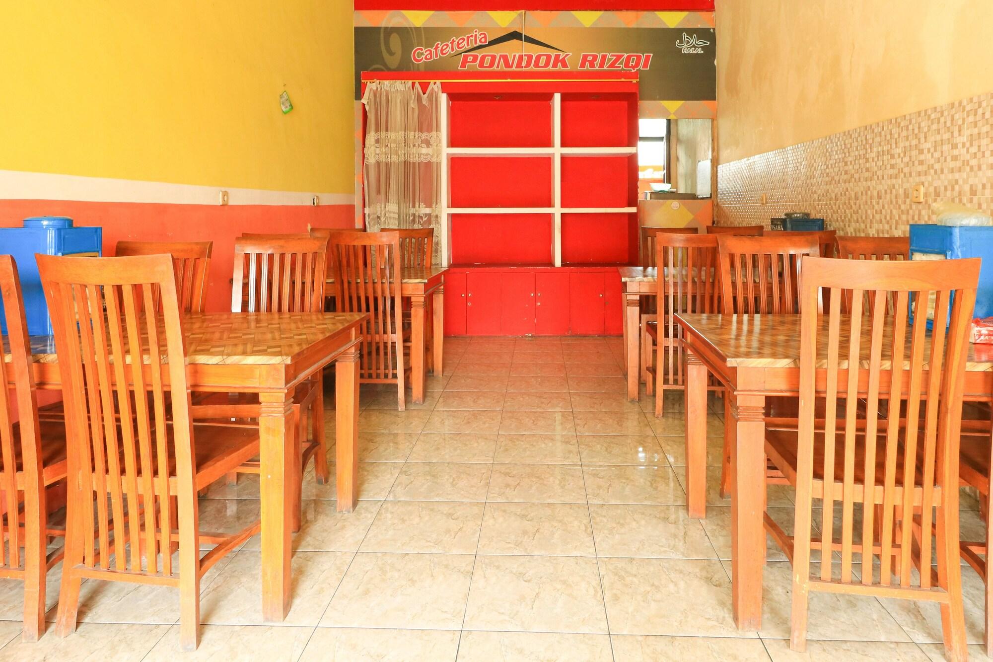 Penginapan Pondok Rizqi