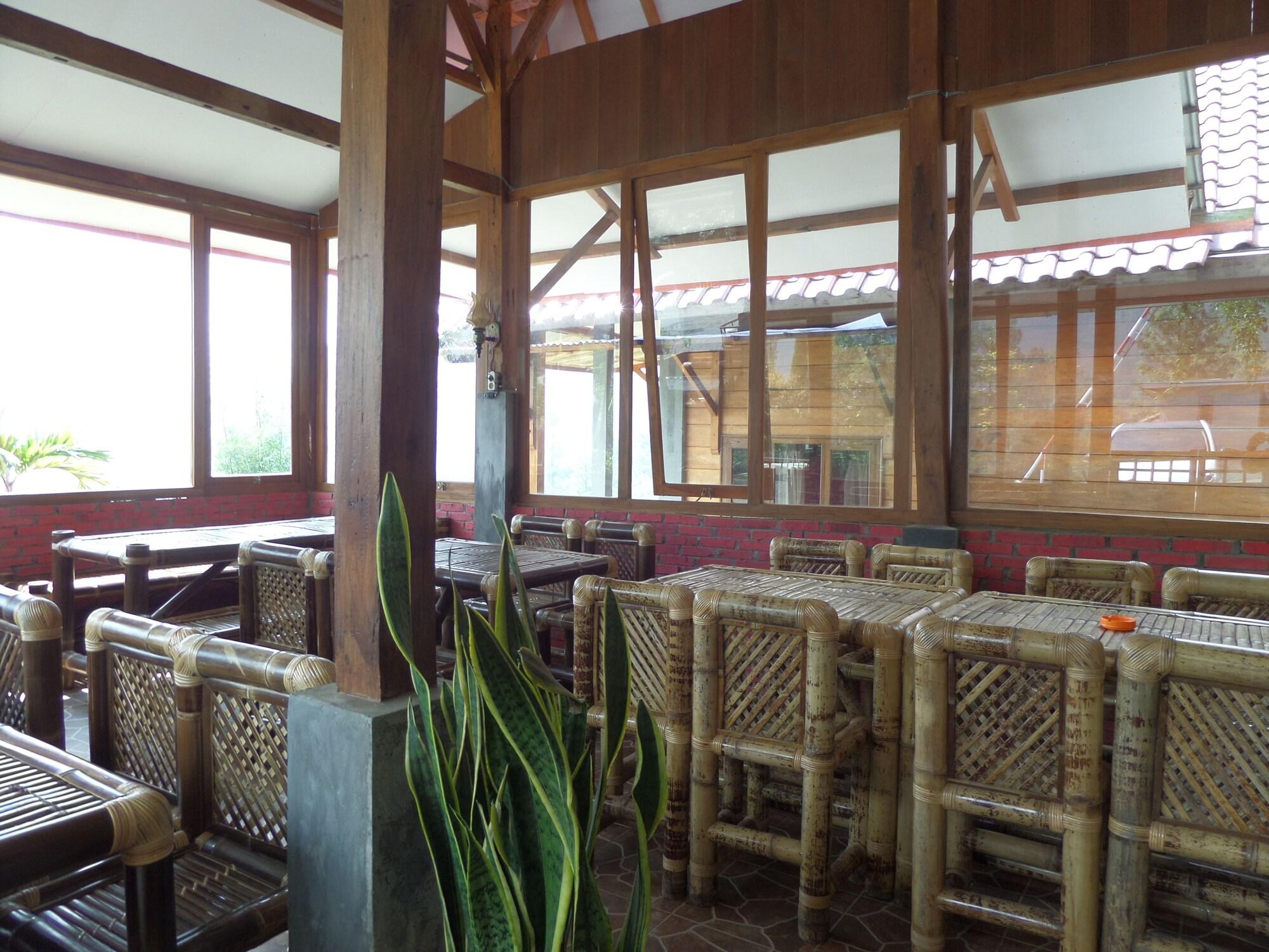 Istana Petani Hotel