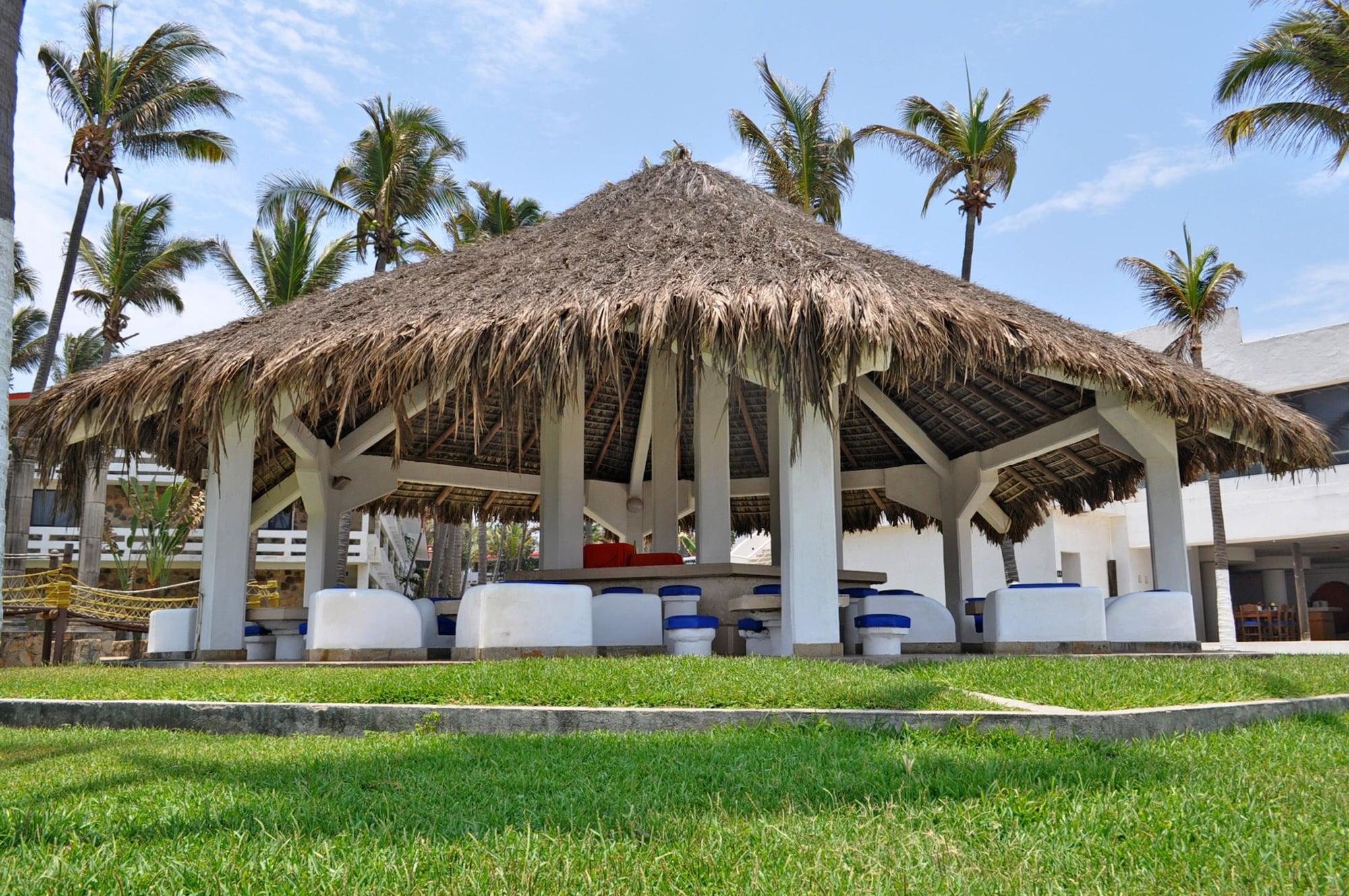 Canadian Resorts Acapulco