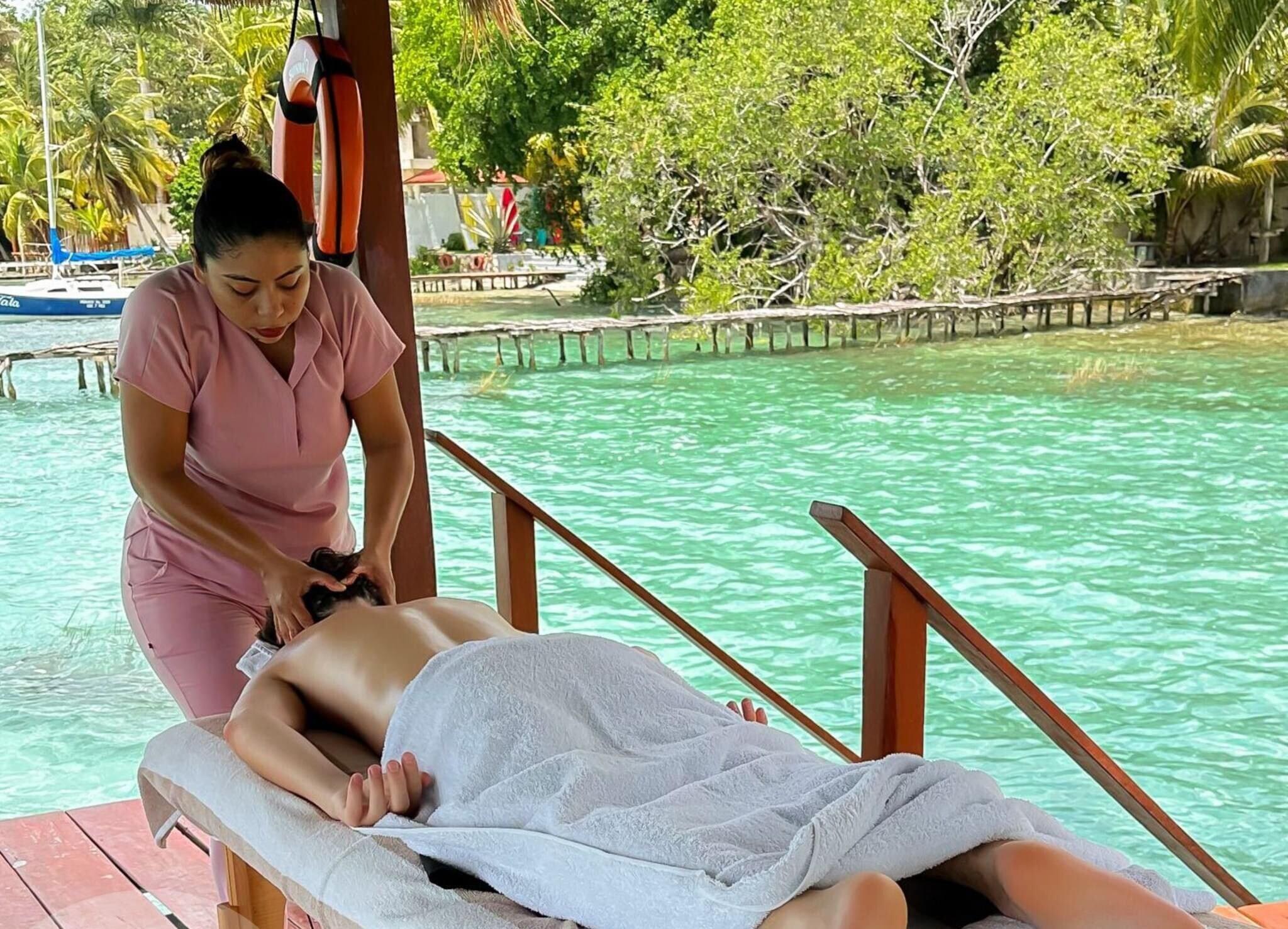 Carolina Bacalar by null