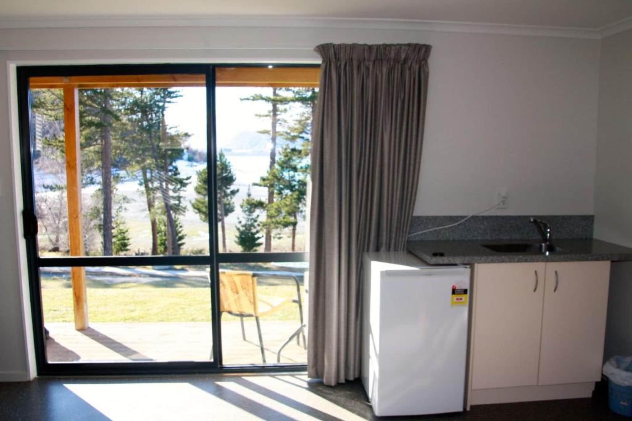 Lake Tekapo Motels & Holiday Park