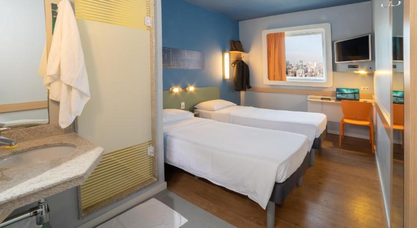 SLIM HOTEL FREI CANECA