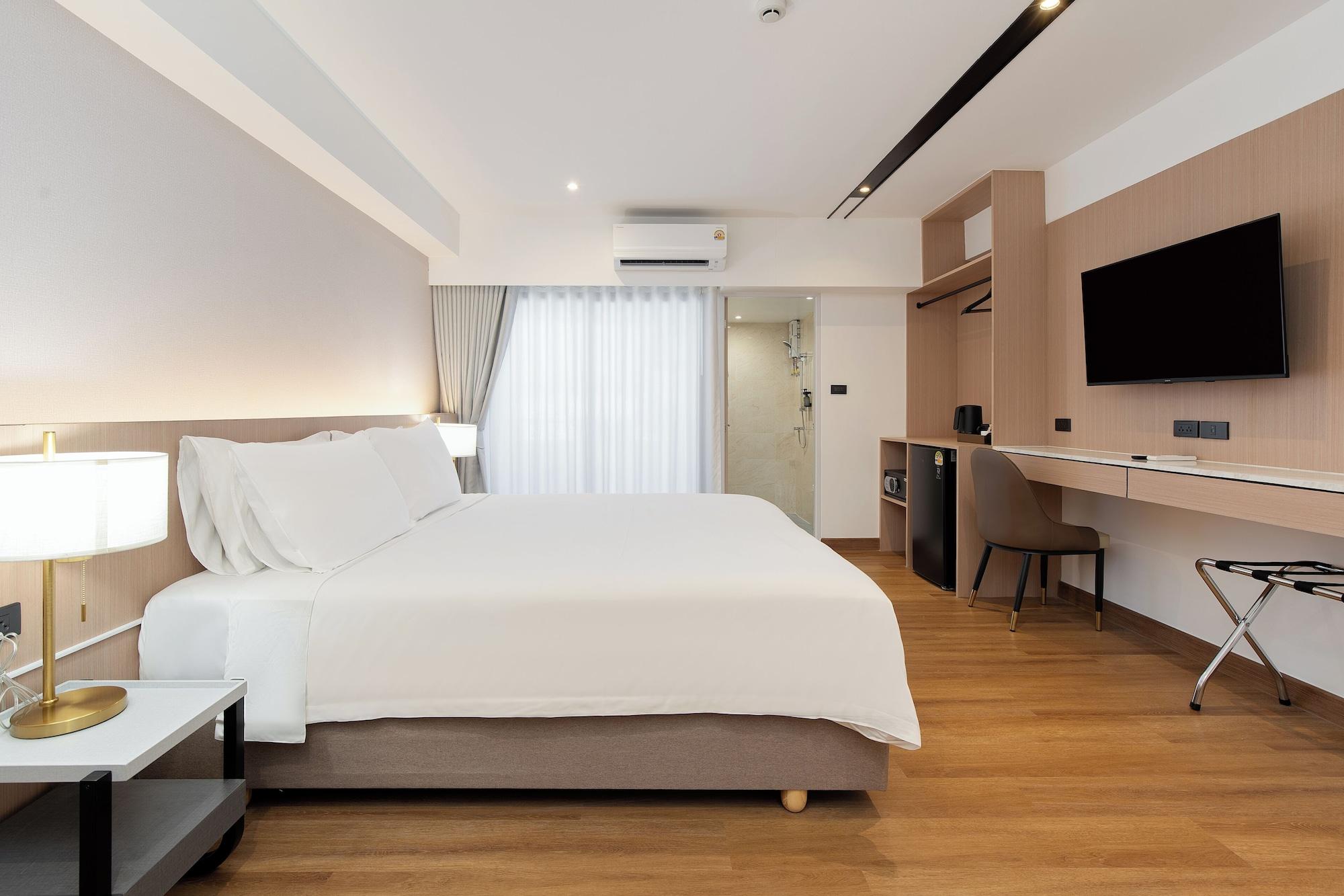 P-Park Hotel near Yanhee Hospital