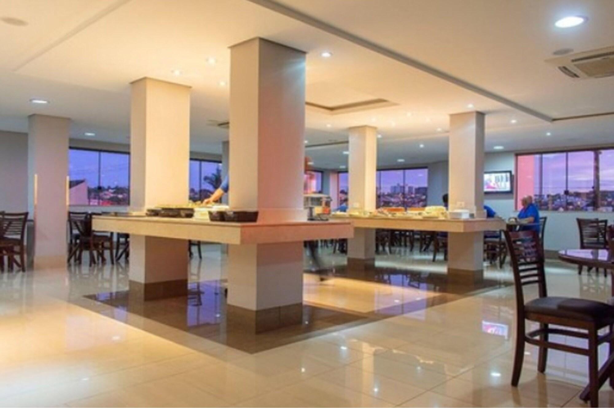 London Hotel
