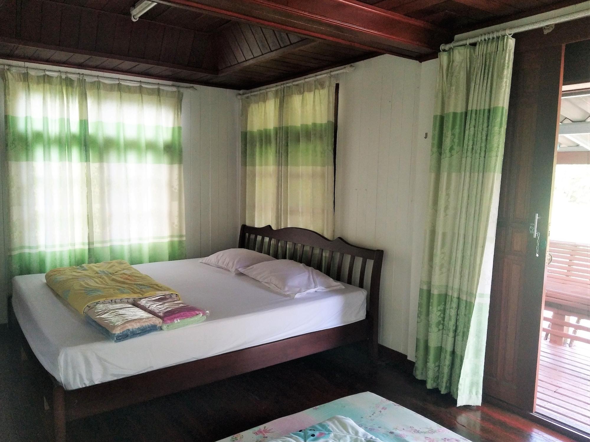 Sarocha Resort Rayong