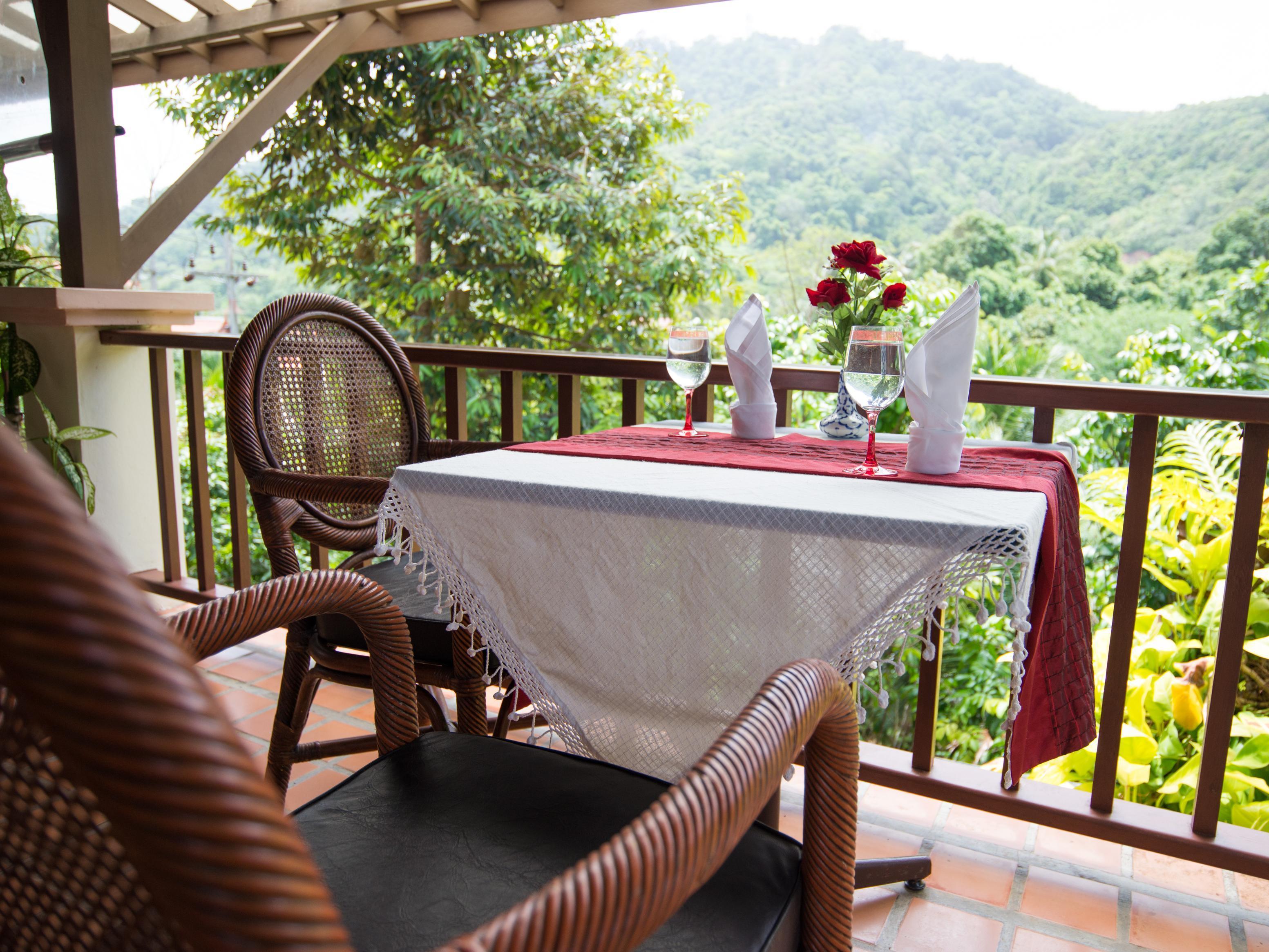 Kata Interhouse Resort