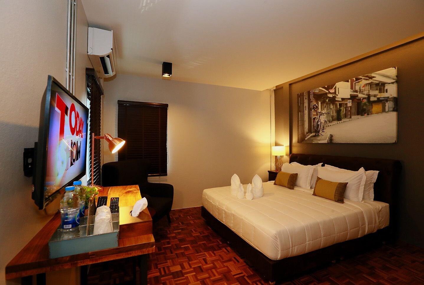 Canvas family home photo 6