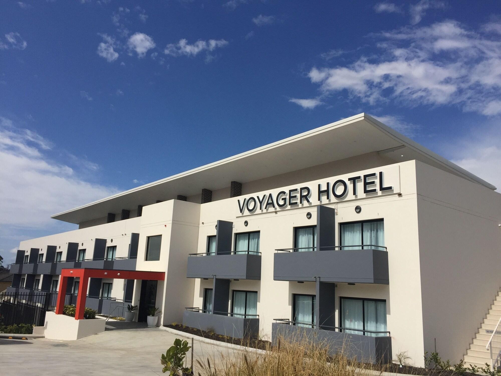 Voyager Motel image