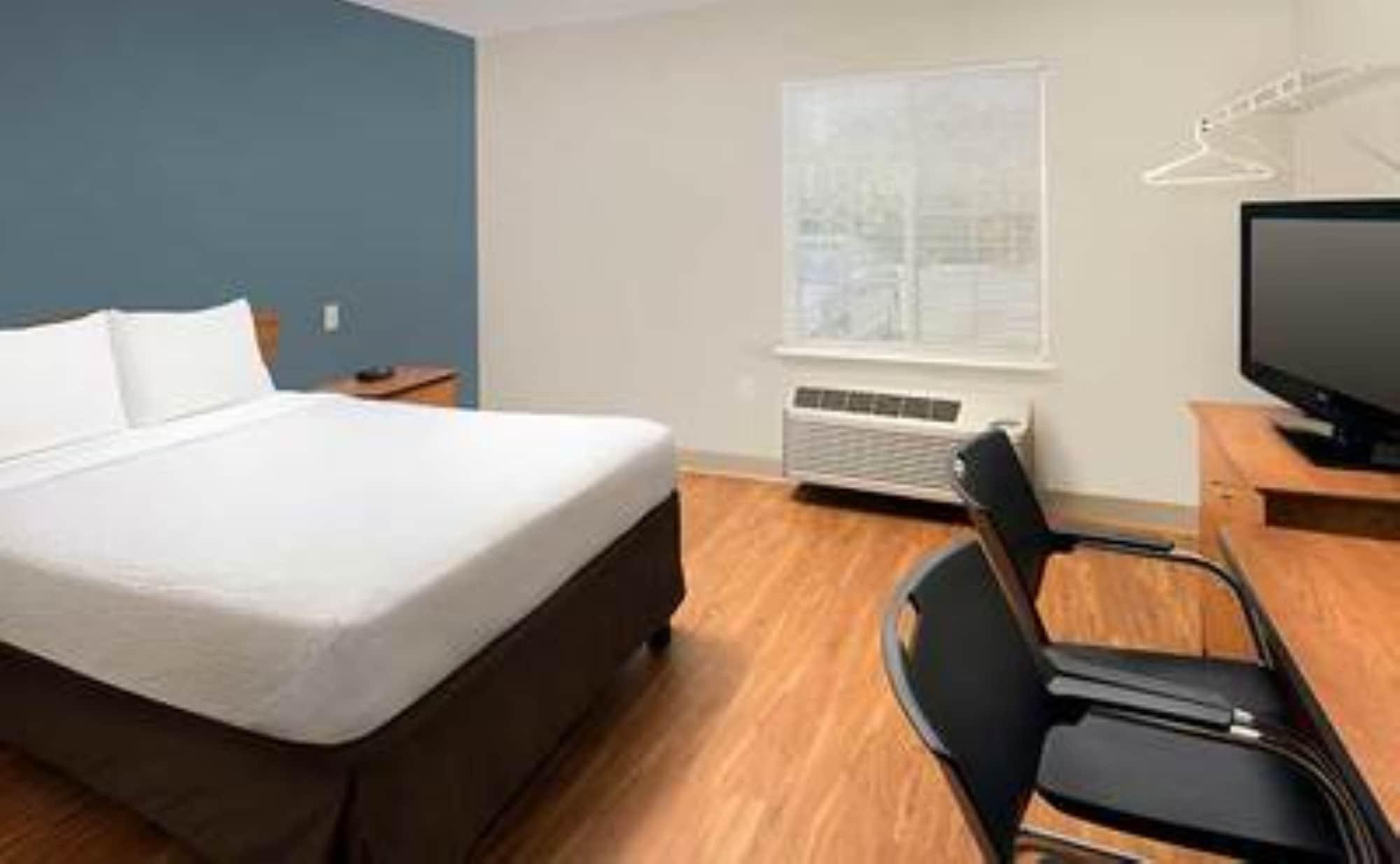 WoodSpring Suites Clarksville Ft. Campbell