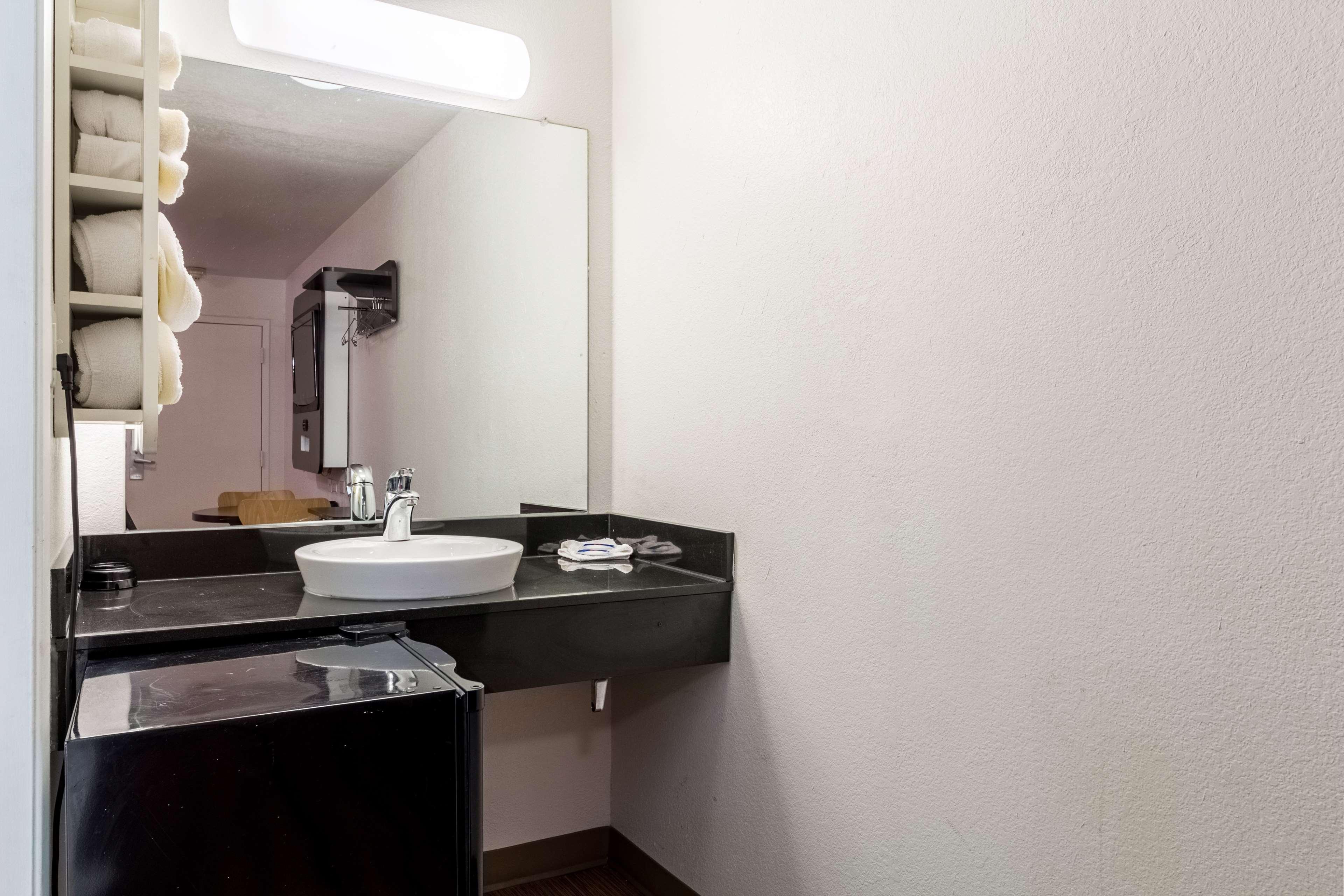 Motel 6 Garland, TX - Dallas