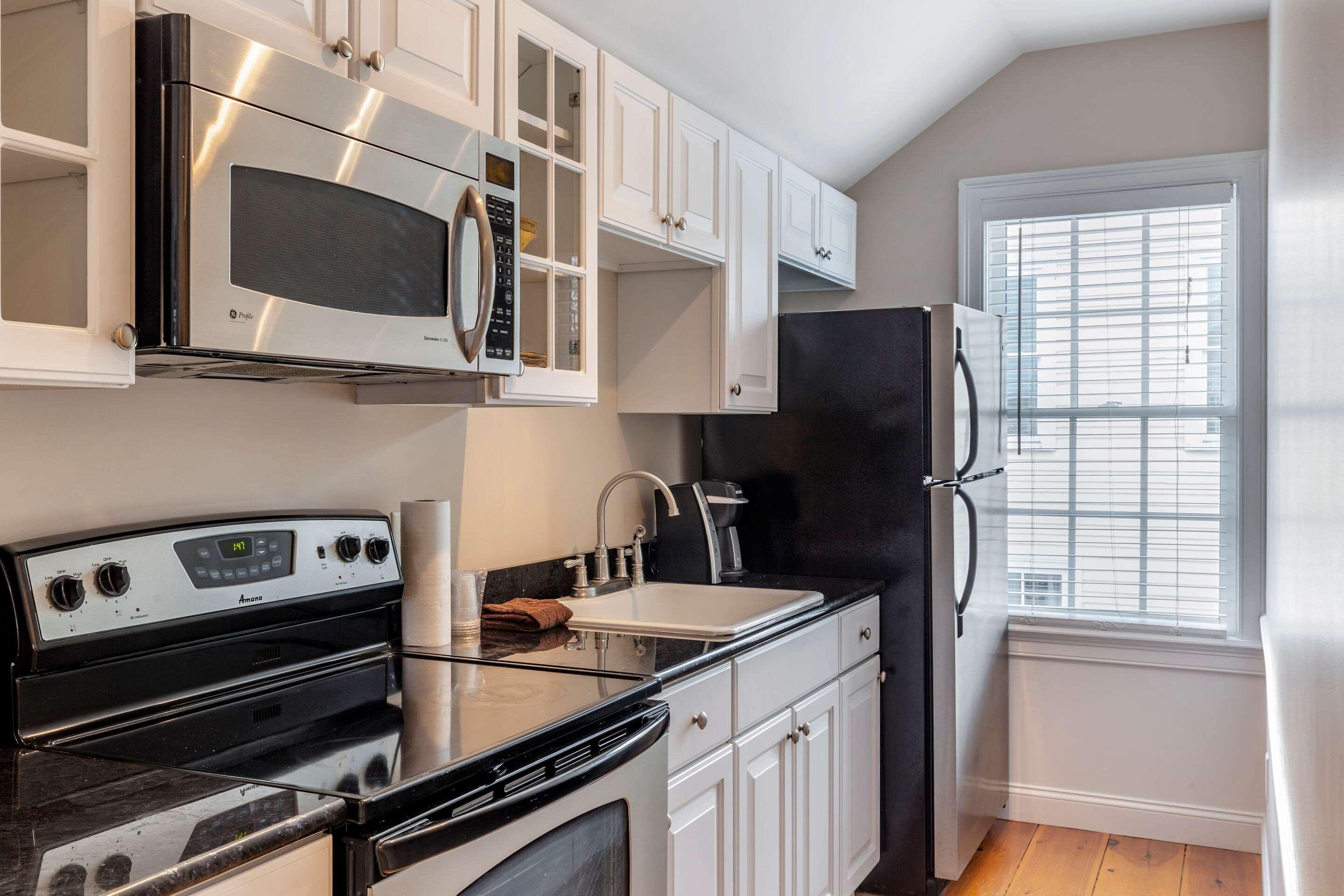 Essex Street Inn by null