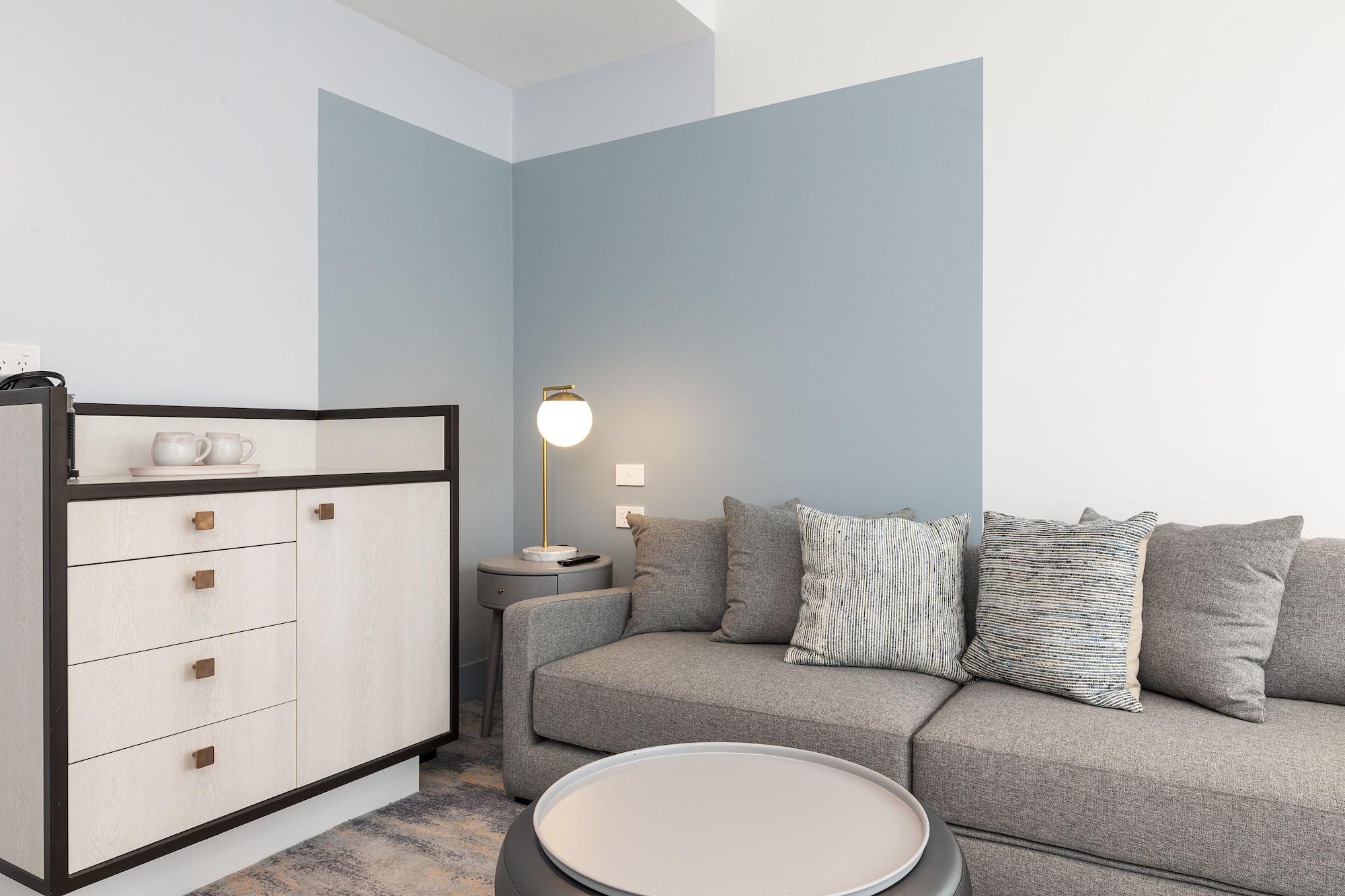 The Albert Hotel by null