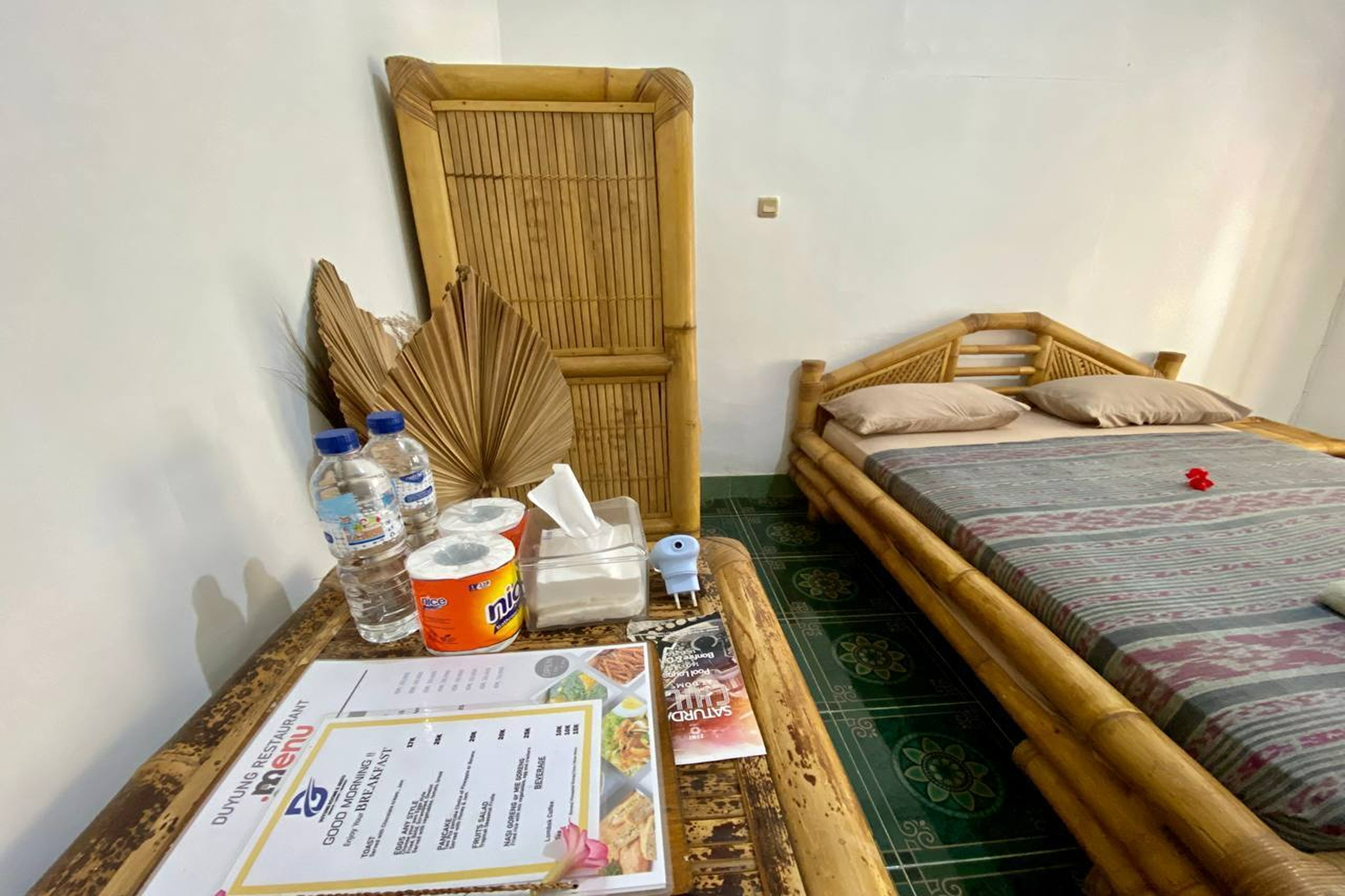 Duyung Rooms and Resto by ZUZU