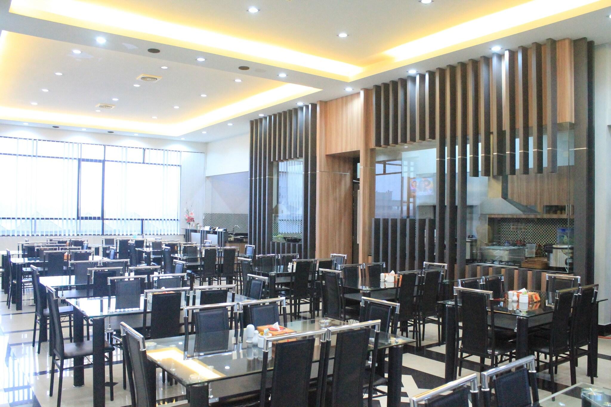 Hotel Harmony In Pontianak