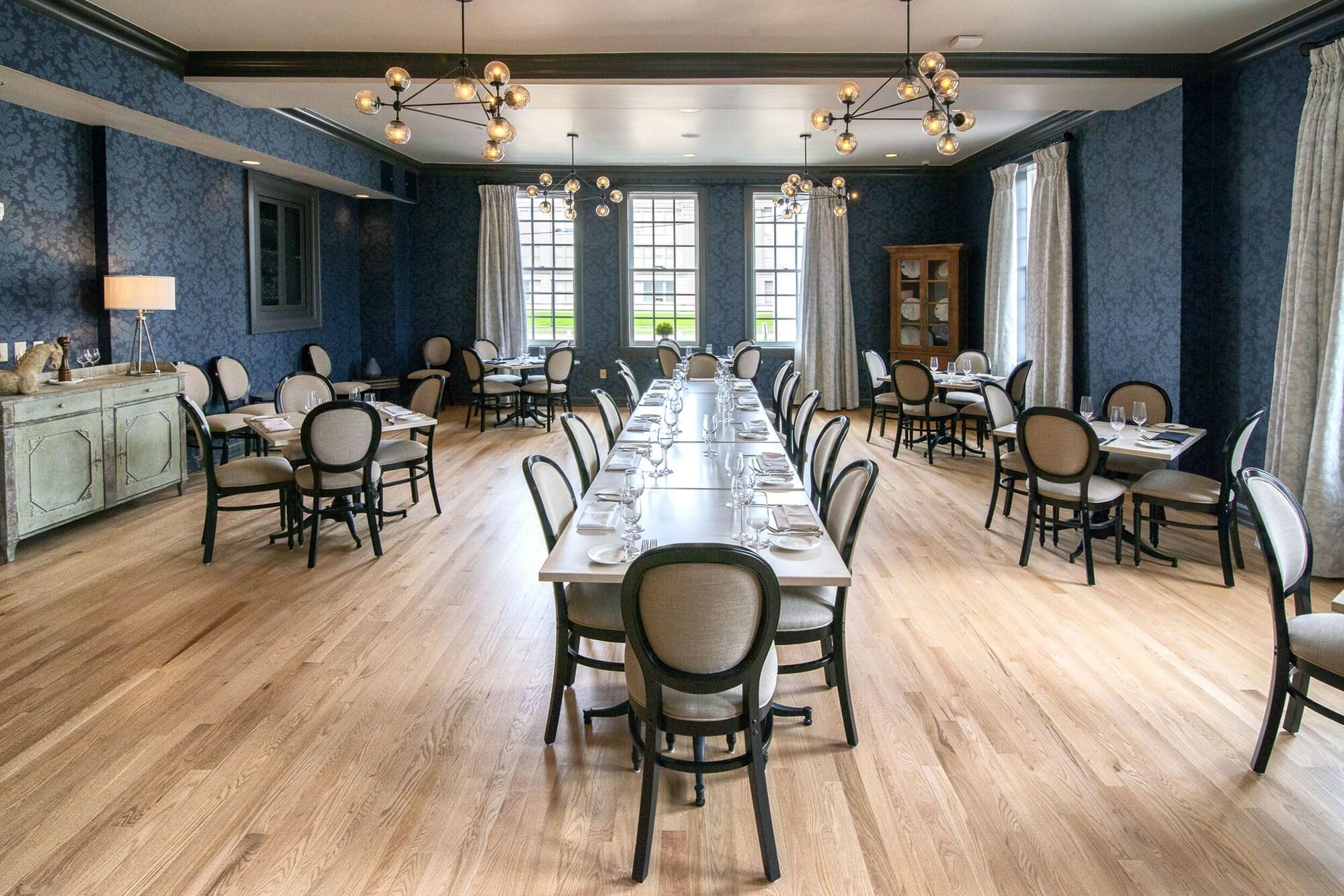 The Stella Hotel & Ballroom by null