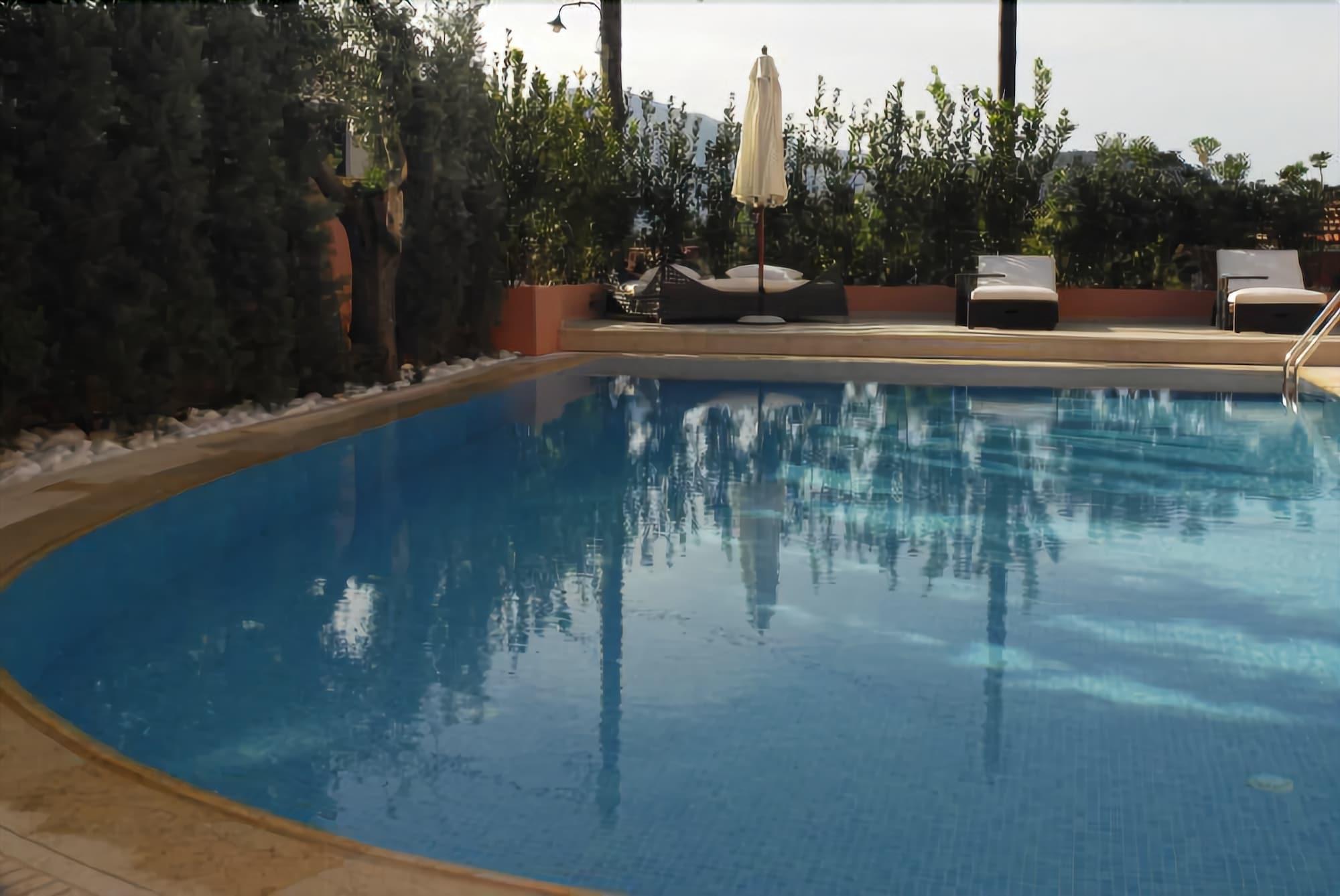Korina Gallery Hotel