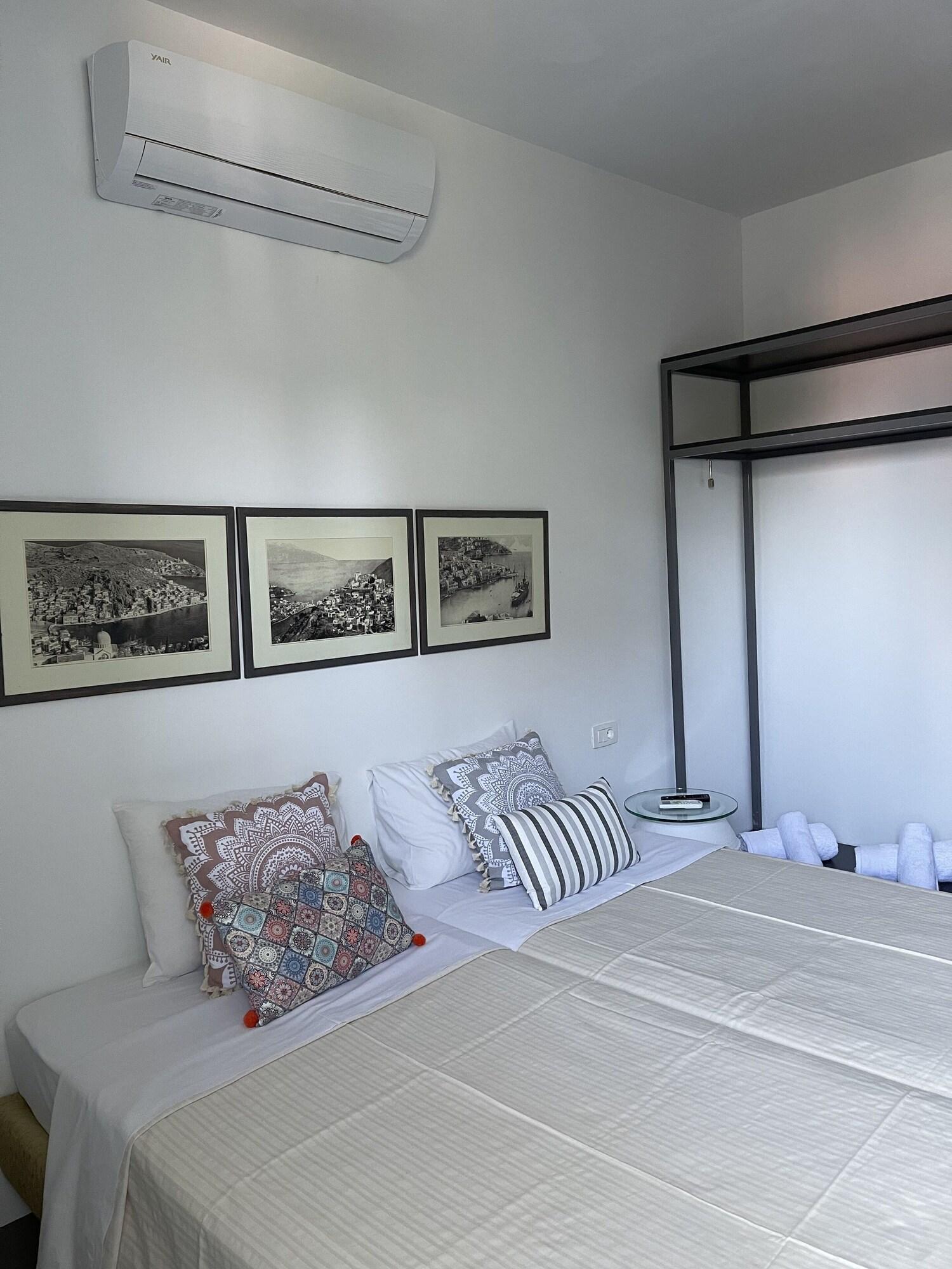 Niriides Hotel & Apartments by null