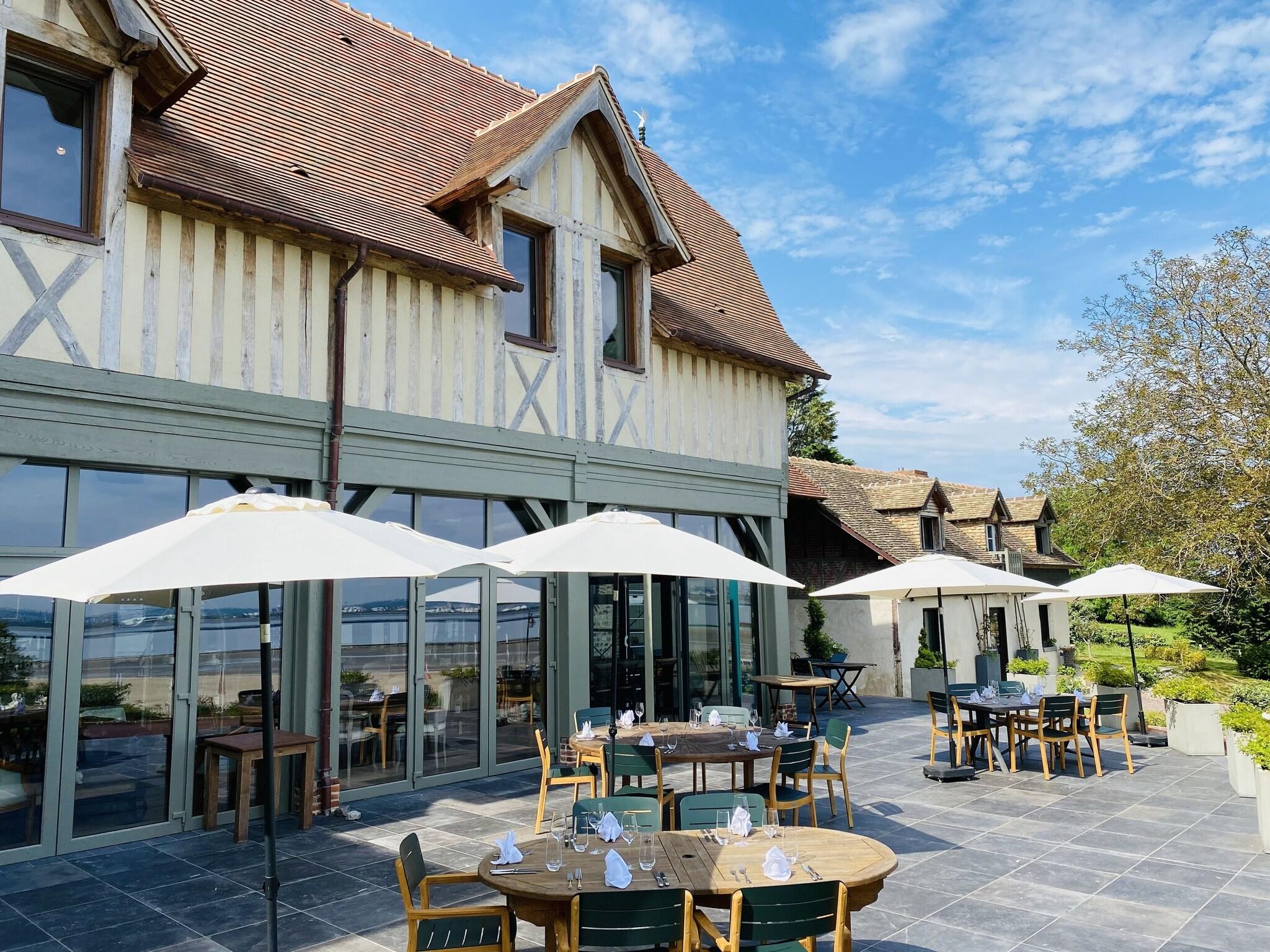 Le Manoir Des Impressionnistes by null