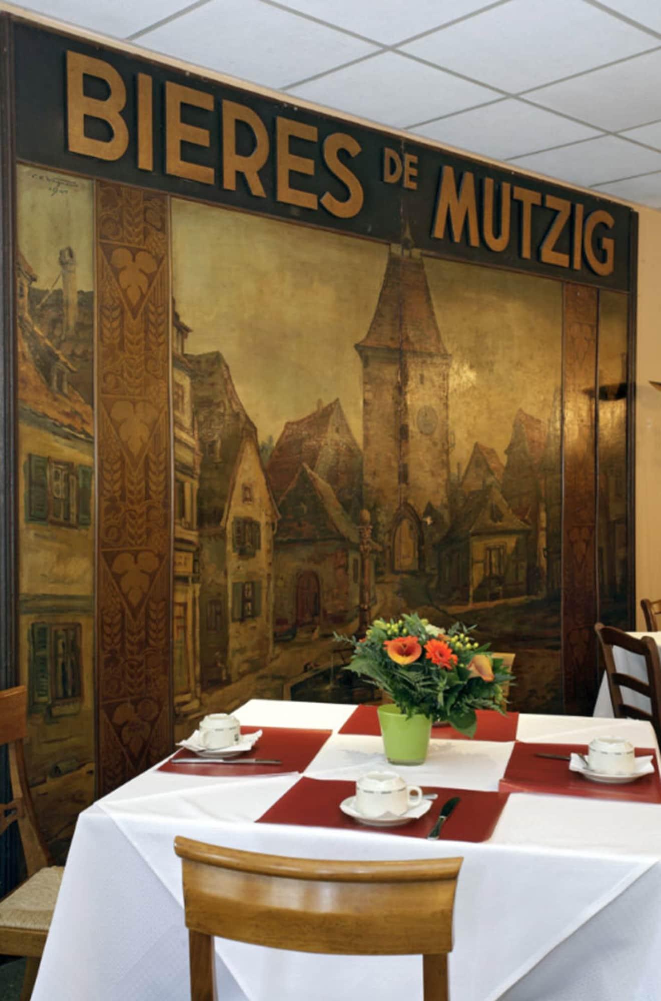L'Ours De Mutzi