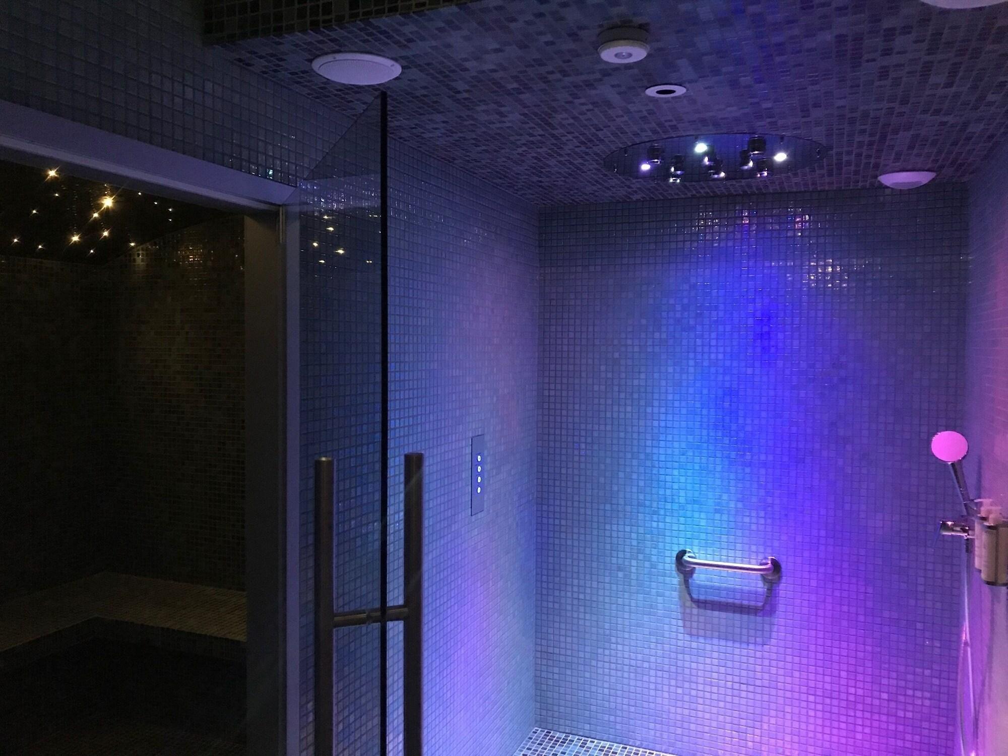 Hotel La Villa Port d Antibes & Spa