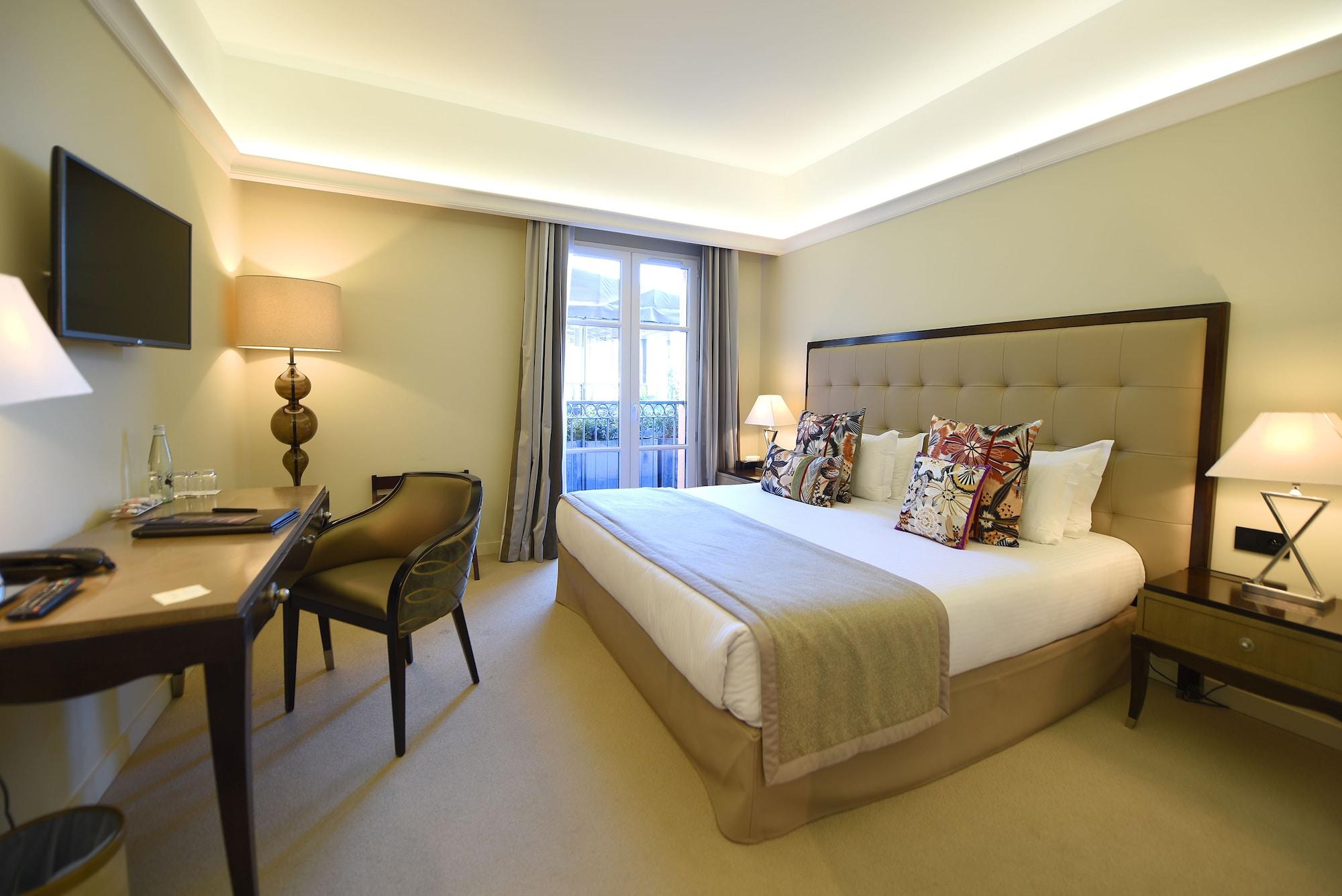 Hôtel Des Gouverneurs by null