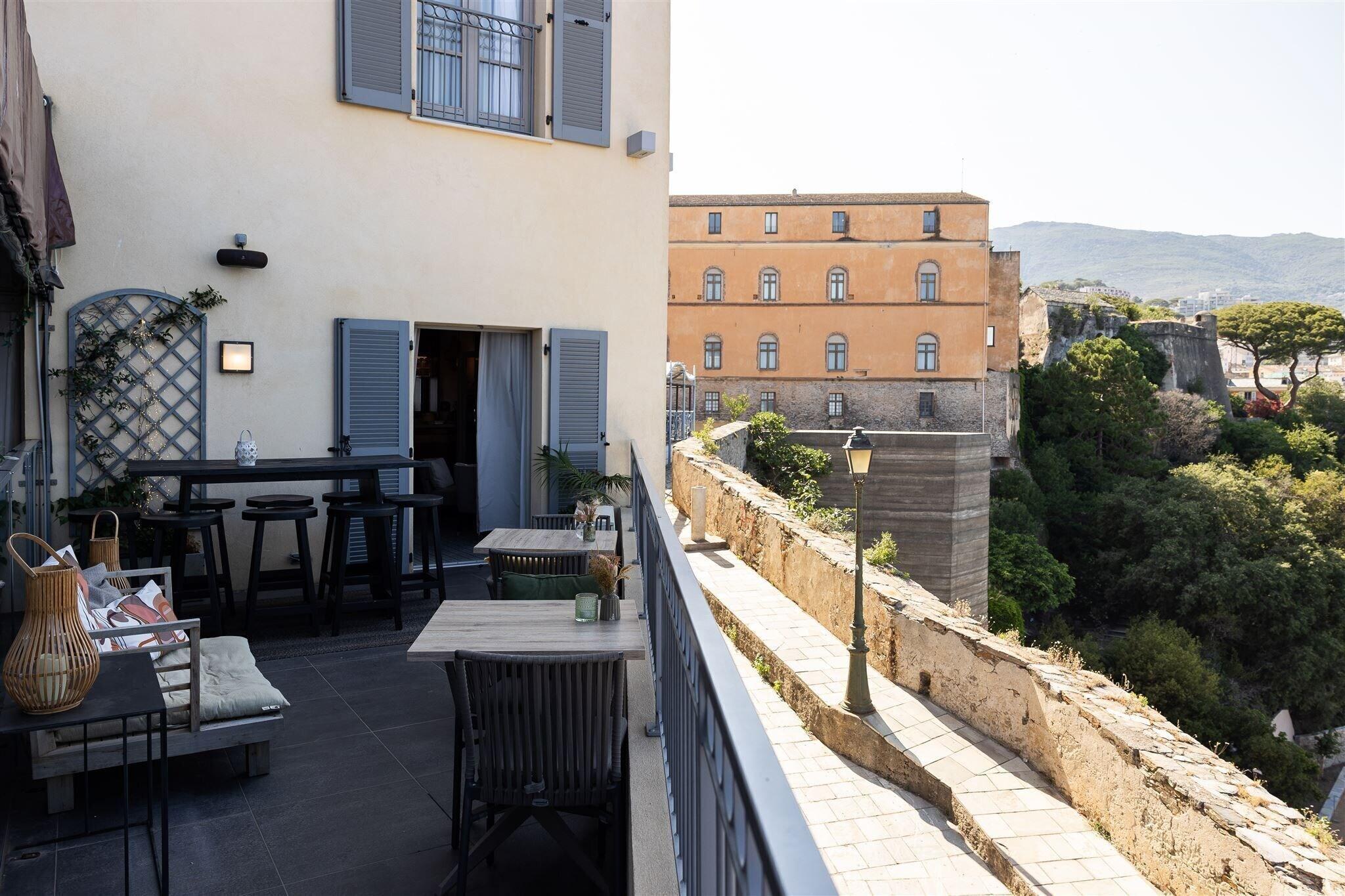 Hôtel Des Gouverneurs by null